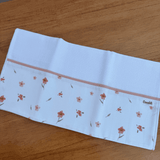 Fralda de Ombro Premium 100% Algodão - Flores e Folhas