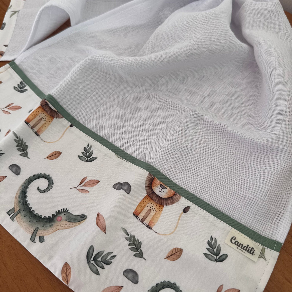 Kit Enxoval Essencial 5 Peças – Leão e Jacaré