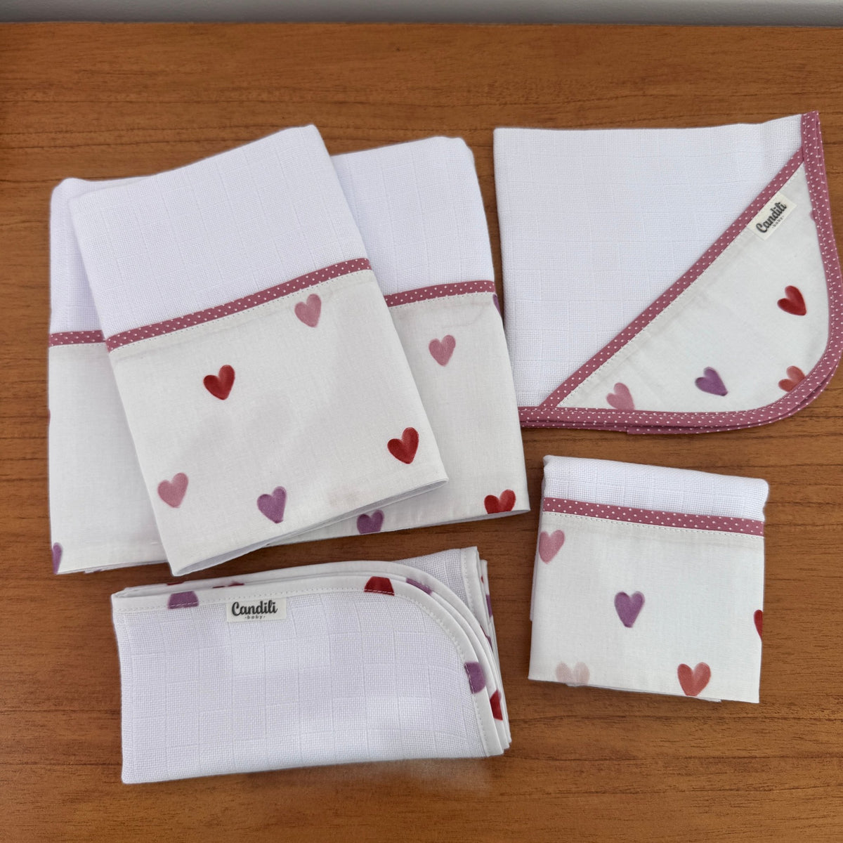 Kit Enxoval Essencial 5 Peças – Corações