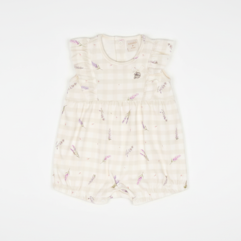 Macacão Curto Com Babado Lavanda – Mini&Co