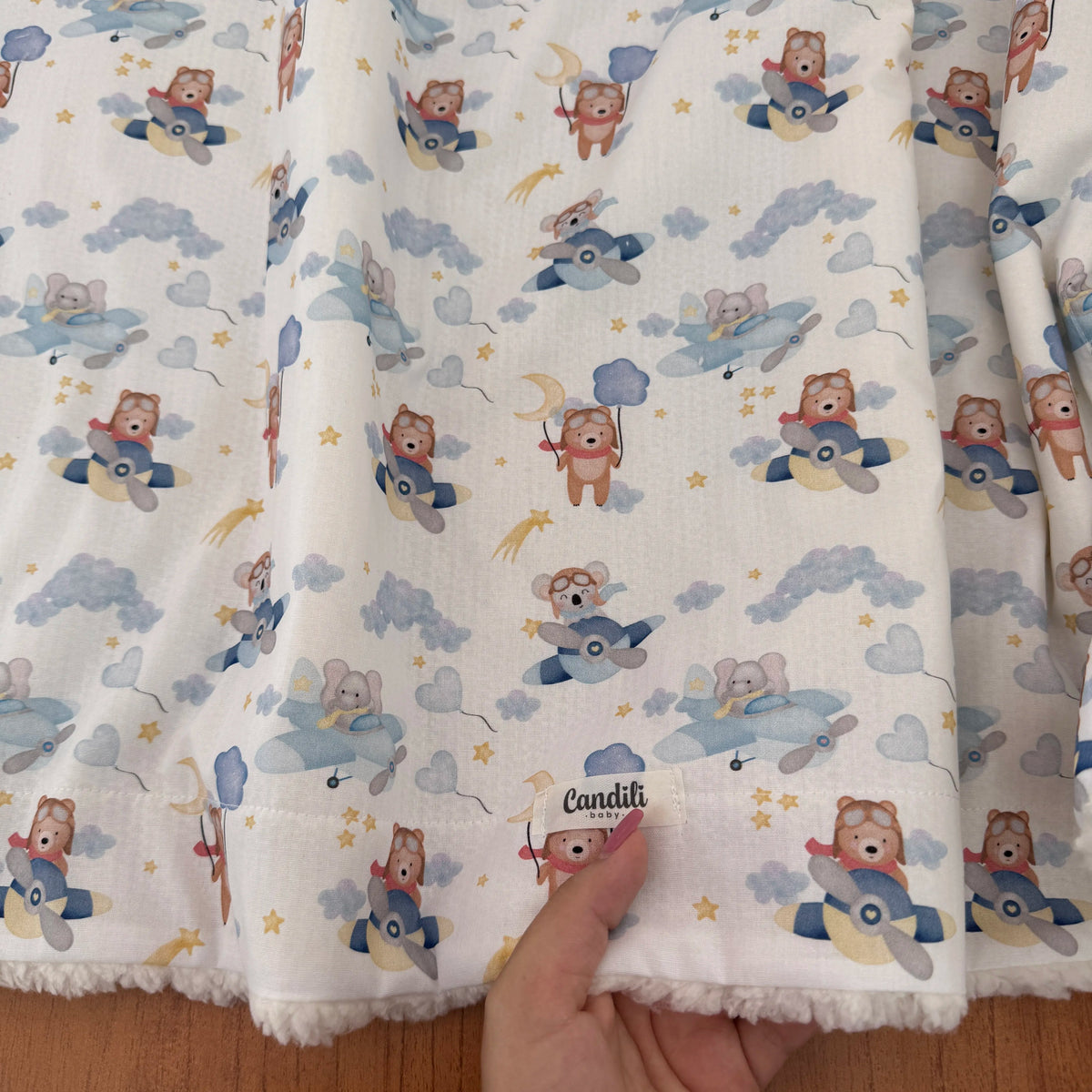 Cobertor de Bebê Carneirinho Sherpa - Ursinho Aviador
