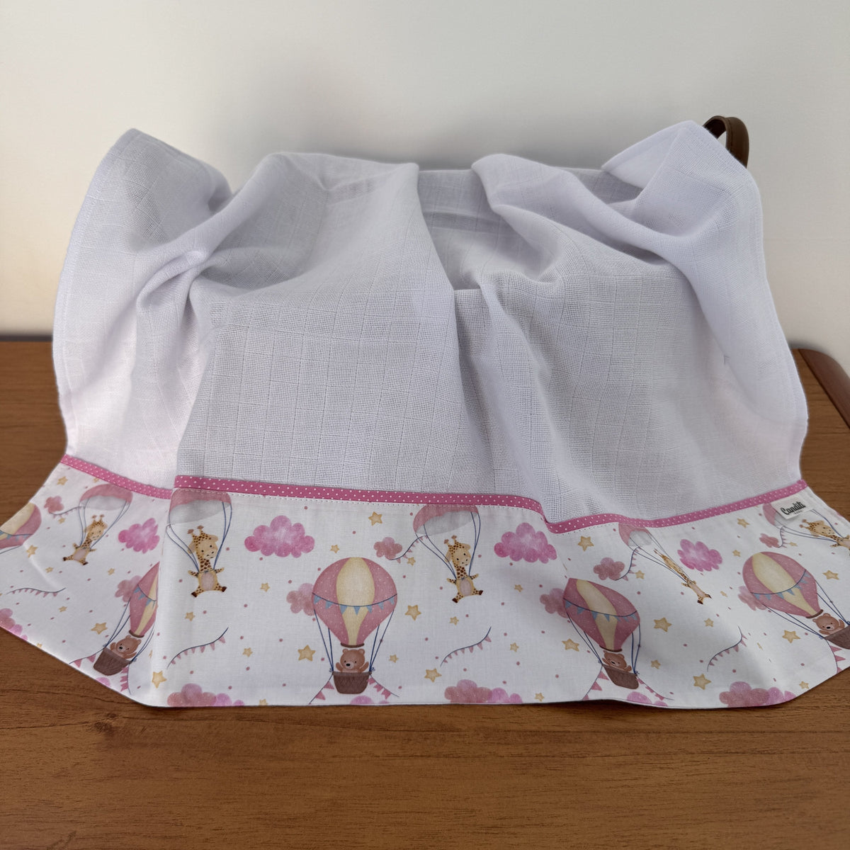 Fralda Grande Multiuso Premium 100% Algodão - Balões e Paraquedas Rosa