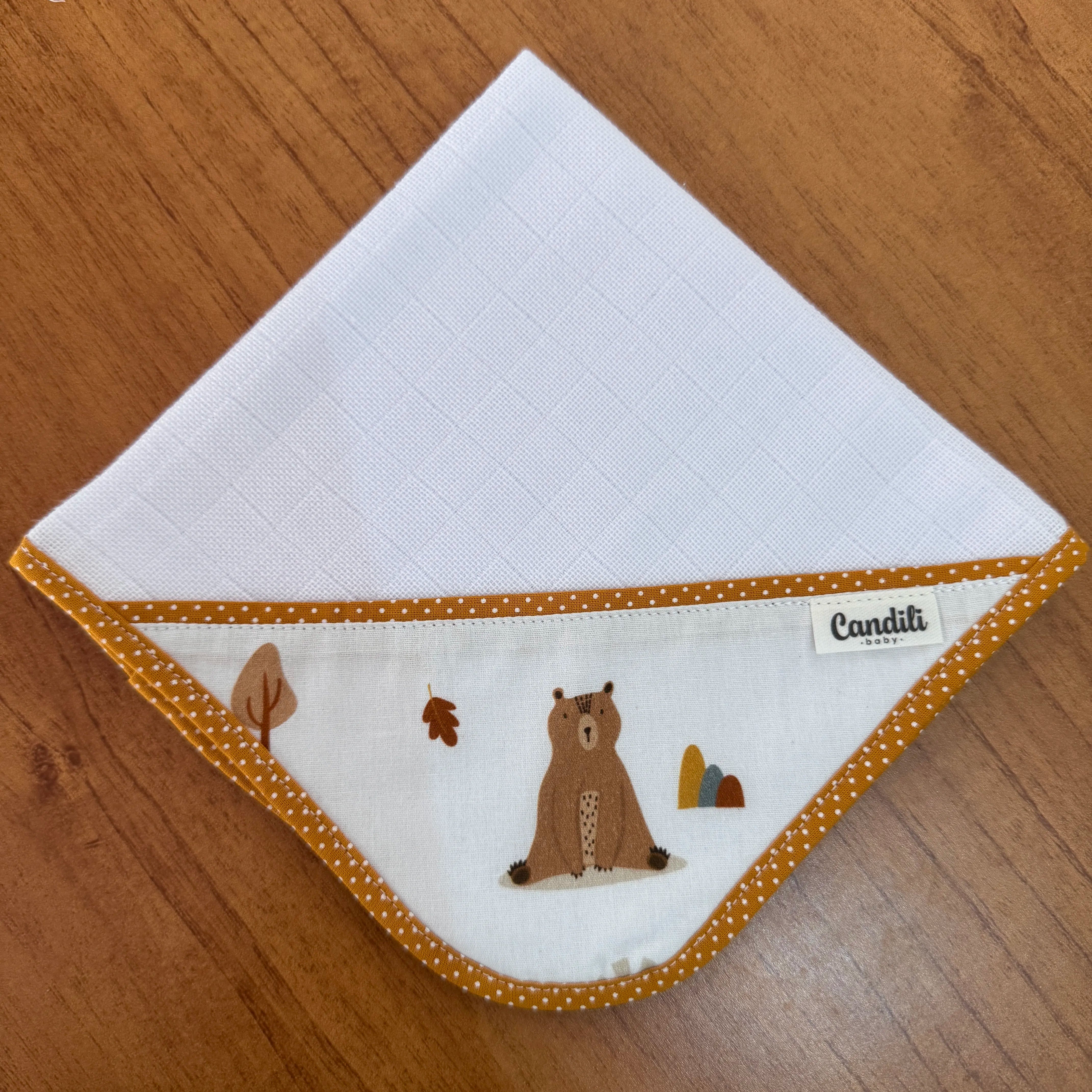 Kit Essencial 5 Peças: Fraldas de Boca, Fralda de Ombro e Fralda Multiuso - Amigos do Urso