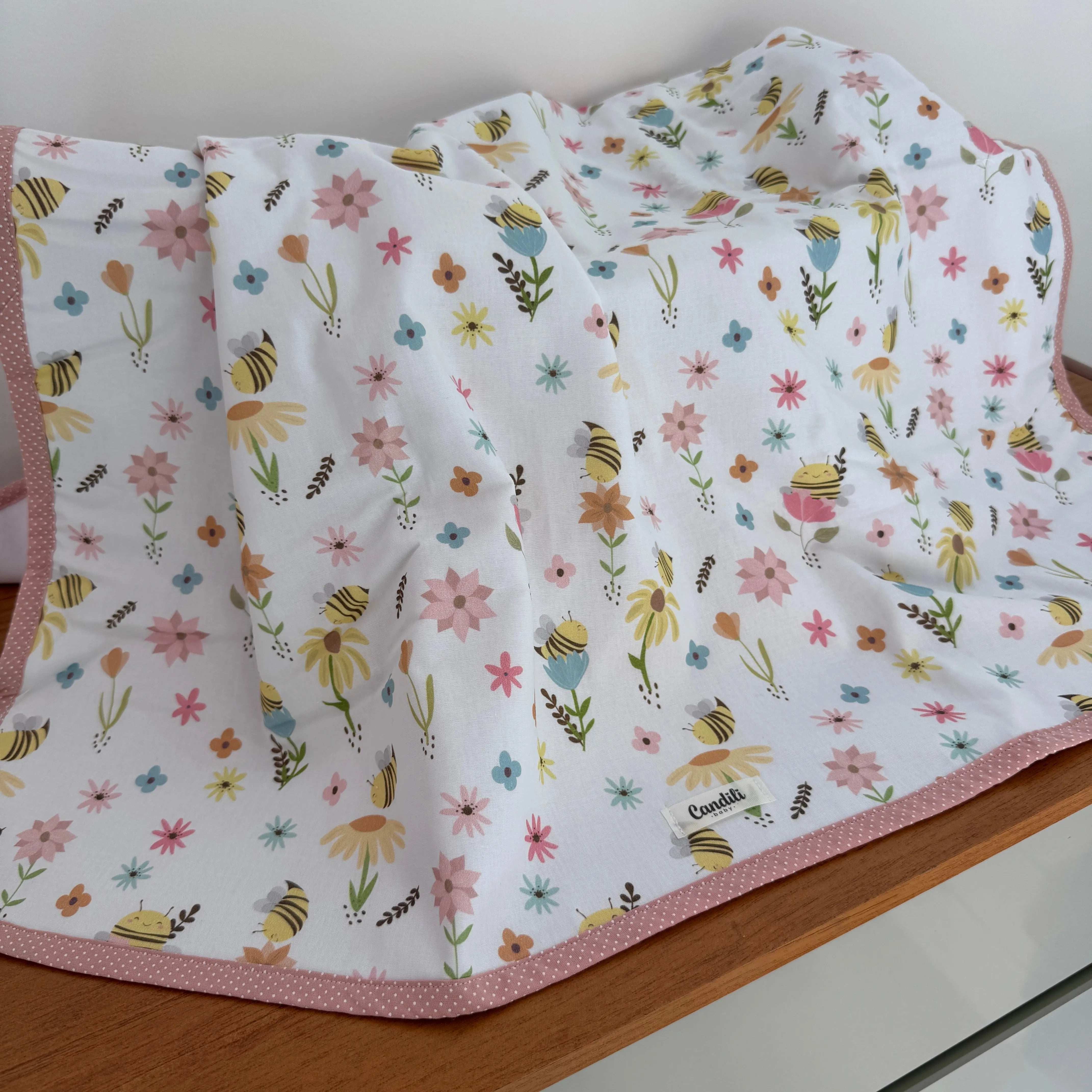 Manta Dupla Face - Abelhas no Jardim