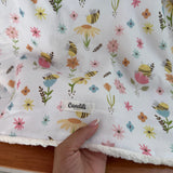 Cobertor Carneirinho - Abelhas no Jardim