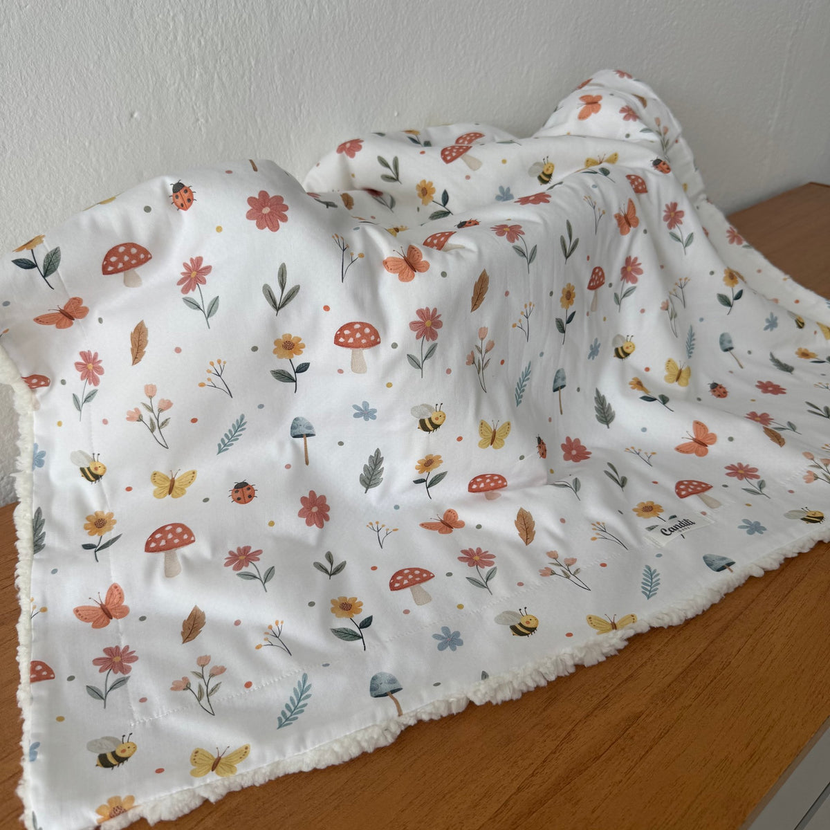 Cobertor de Bebê Carneirinho Sherpa - Jardim Encantado