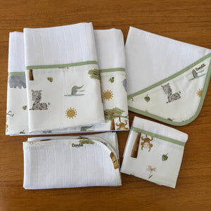 Kit Enxoval Essencial 5 Peças – Safari Banho de Sol