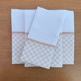 Kit Passeio 3 Peças: Fralda de Boca, Fralda de Ombro e Fralda Multiuso - Xadrez Rosa