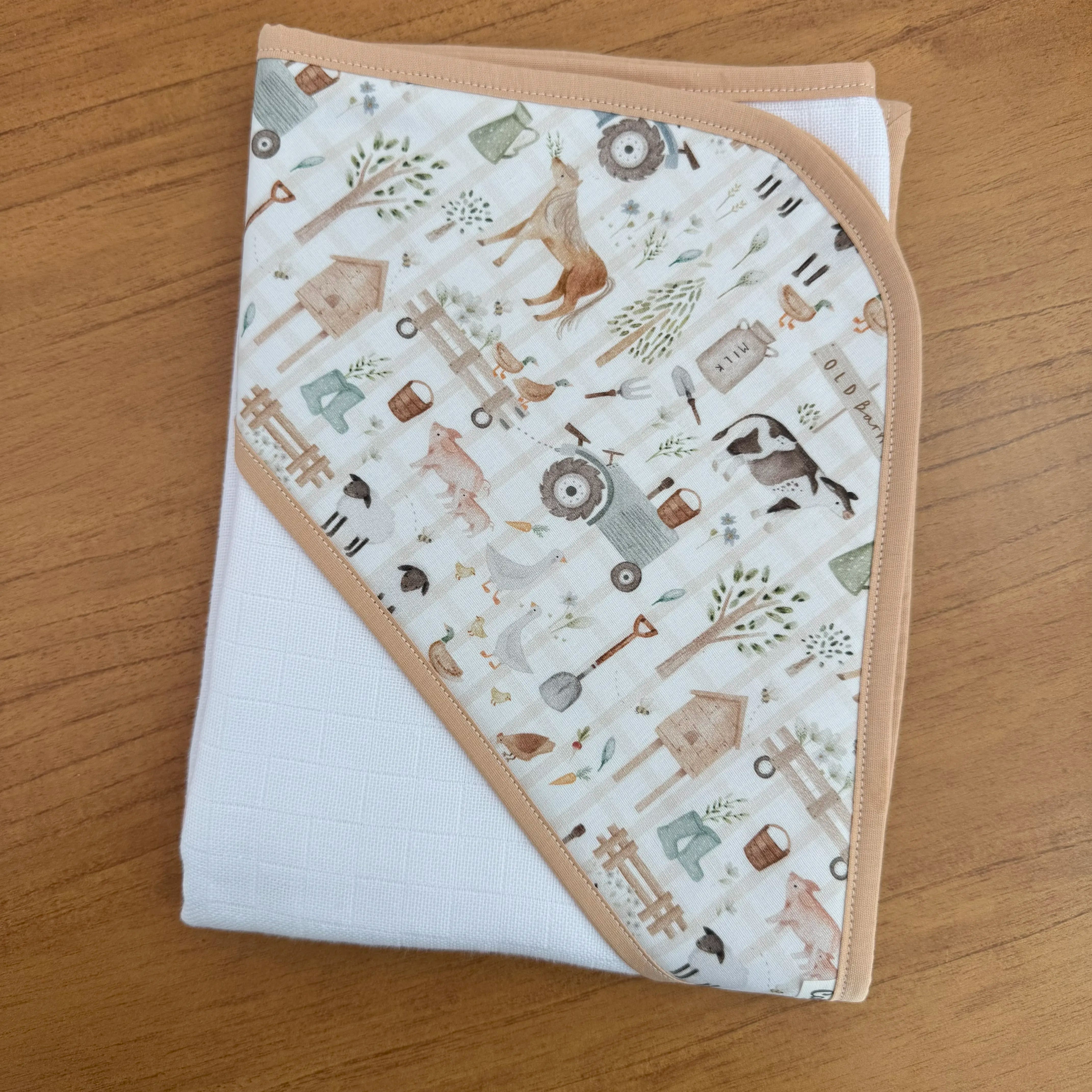 Toalha Fralda de Banho com Capuz Premium - Fazenda Feliz