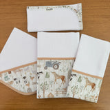 Kit Encanto 4 Peças: Fraldas de Boca e Fralda de Ombro - Fazenda Feliz