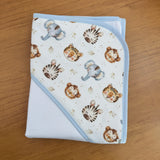 Kit Afeto 6 Peças: Fraldas de Boca, Fralda de Ombro, Fralda Multiuso e Toalha de Banho - Animais da Savana