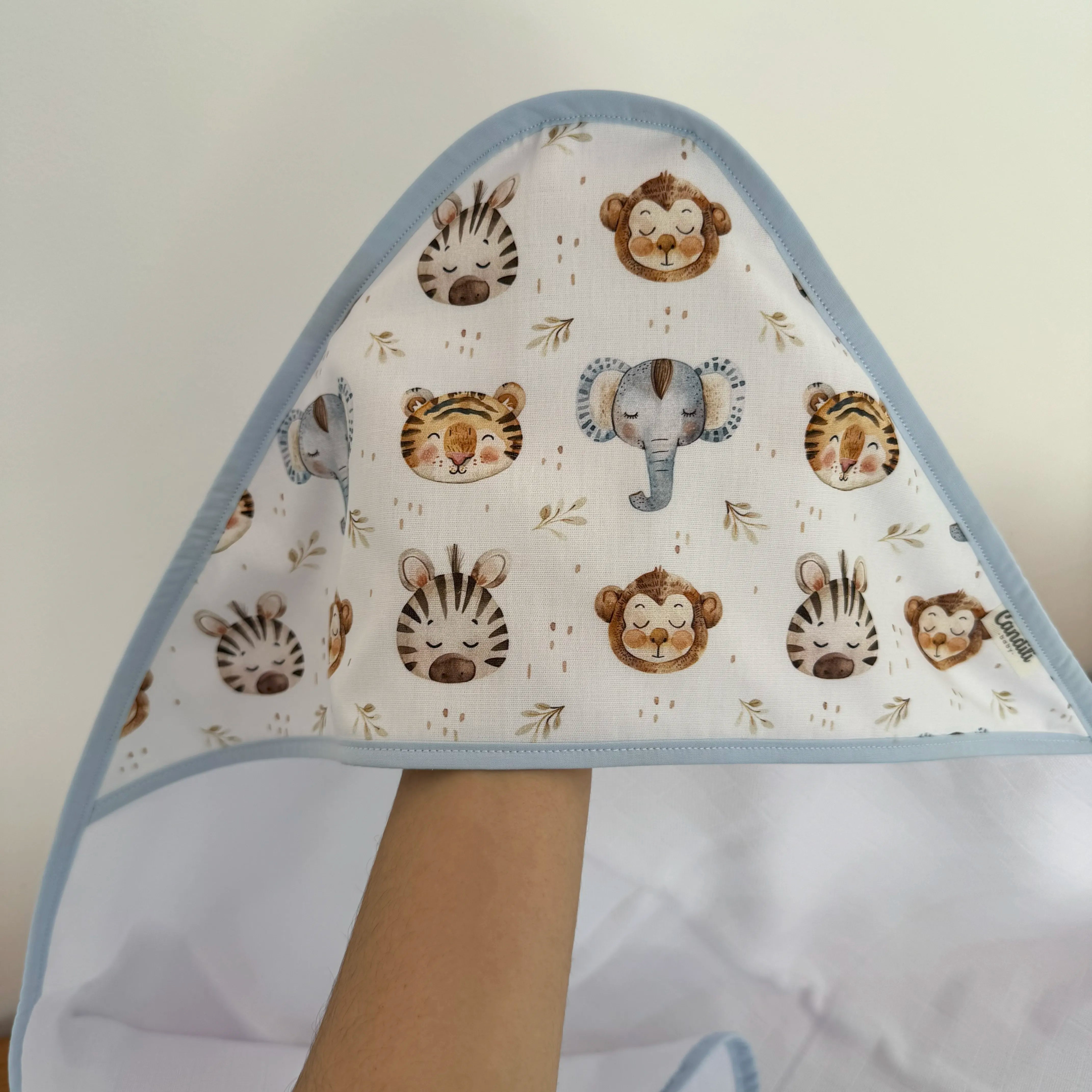 Toalha Fralda de Banho com Capuz Premium - Animais da Savana