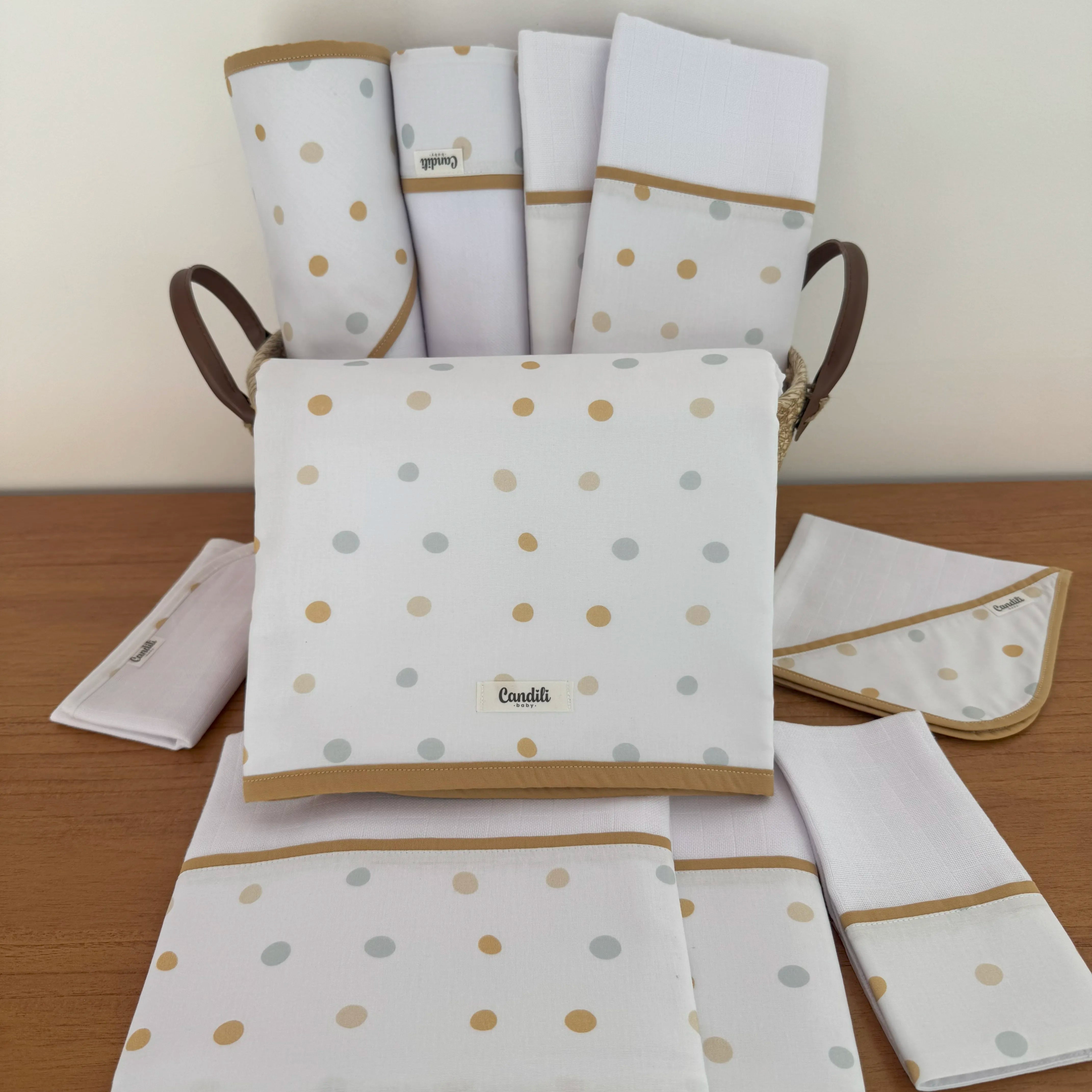 Kit Ternura 10 peças - Bolinhas Neutras