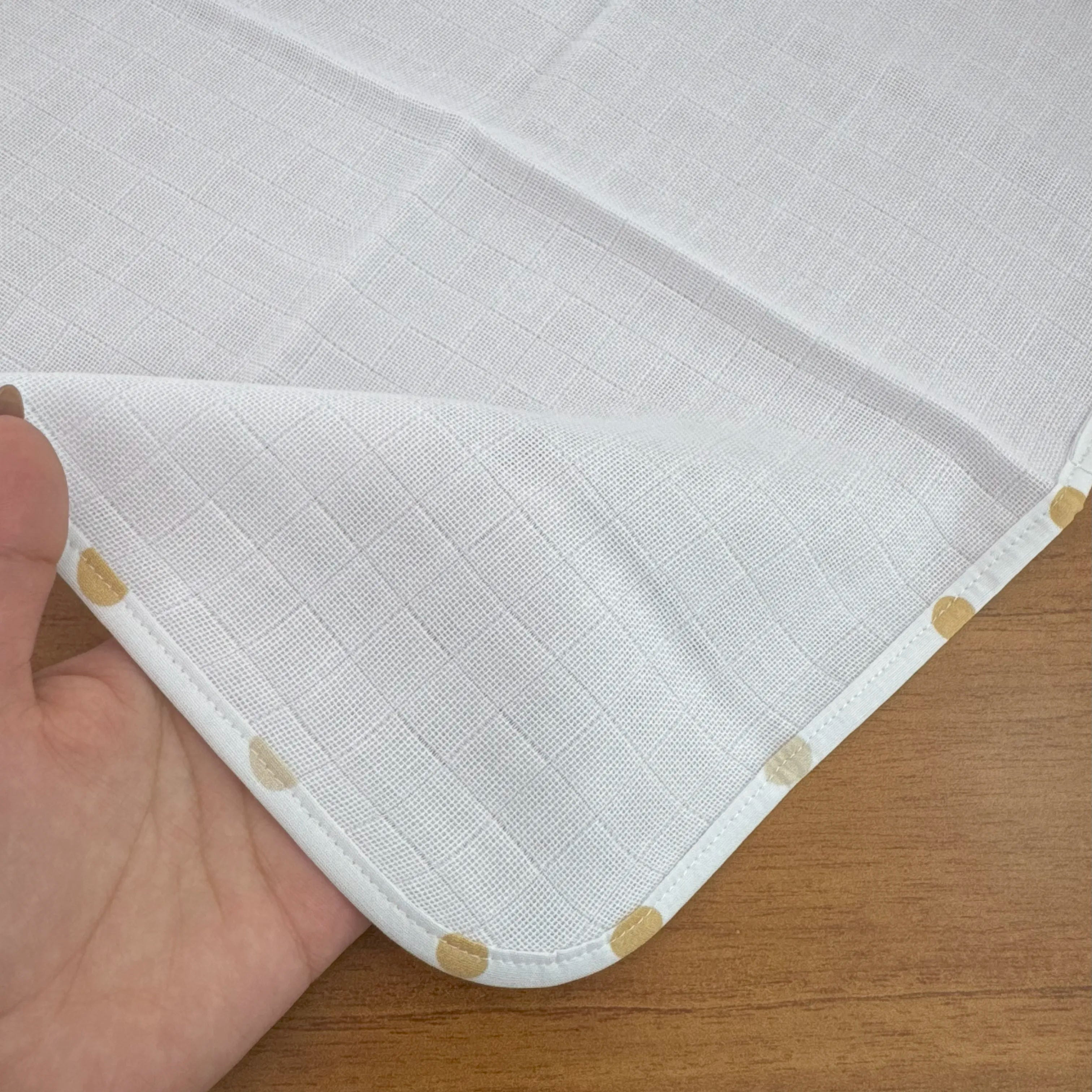 Fralda de Boca Slim -Bolinhas Neutras