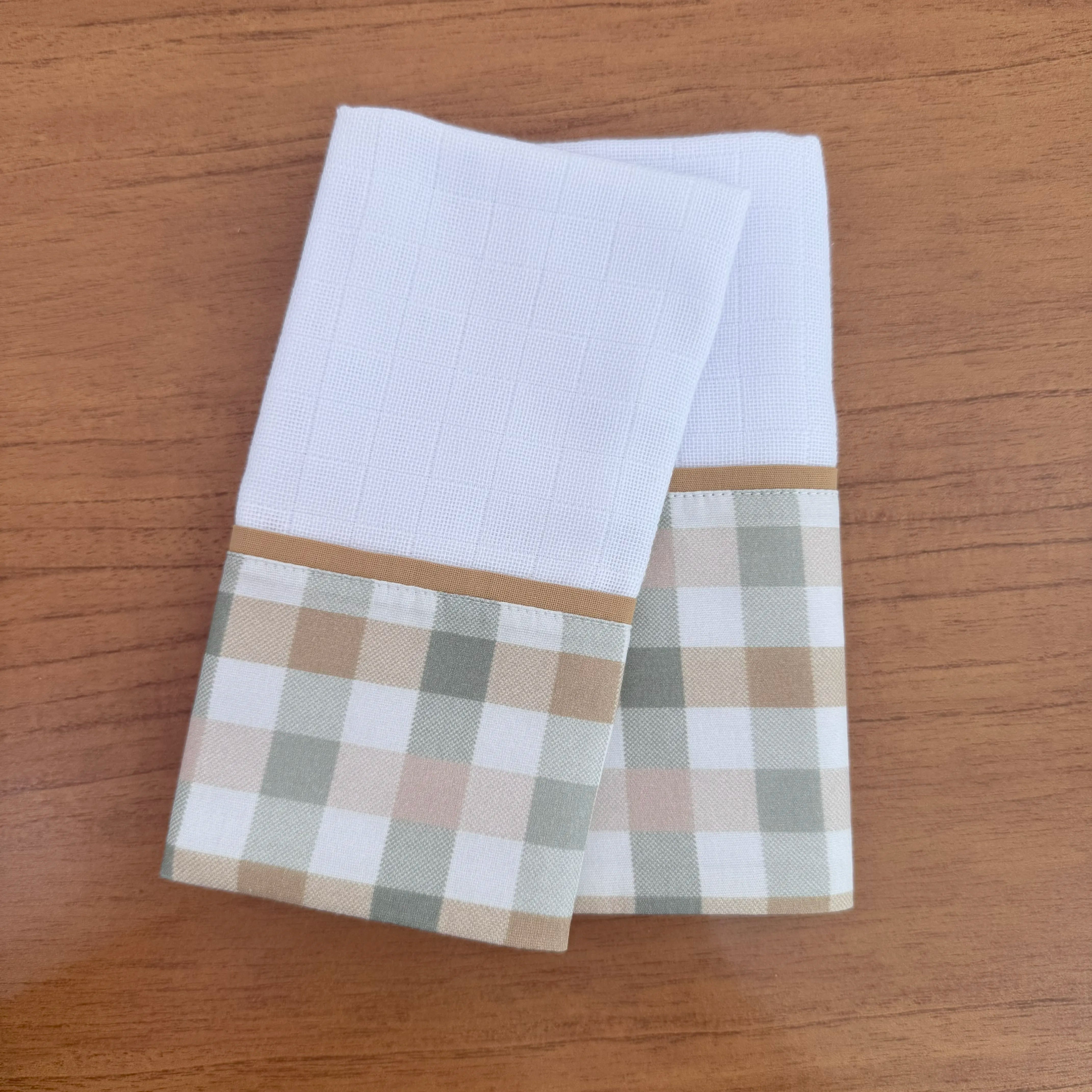 Kit Amamentação 2 Peças: Fralda de Ombro e Fralda de Boca - Xadrez e Cores