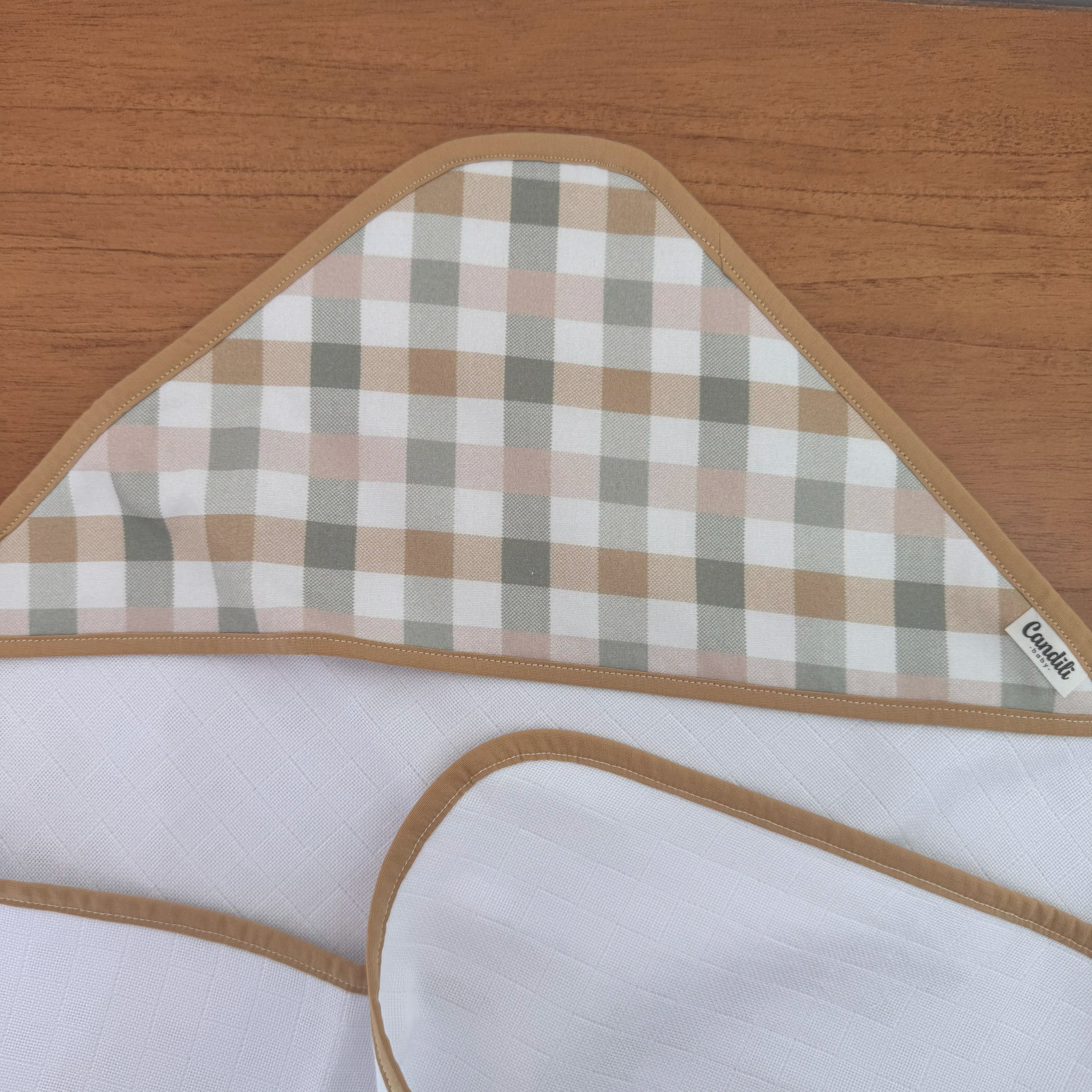 Toalha Fralda de Banho com Capuz Premium - Xadrez e Cores