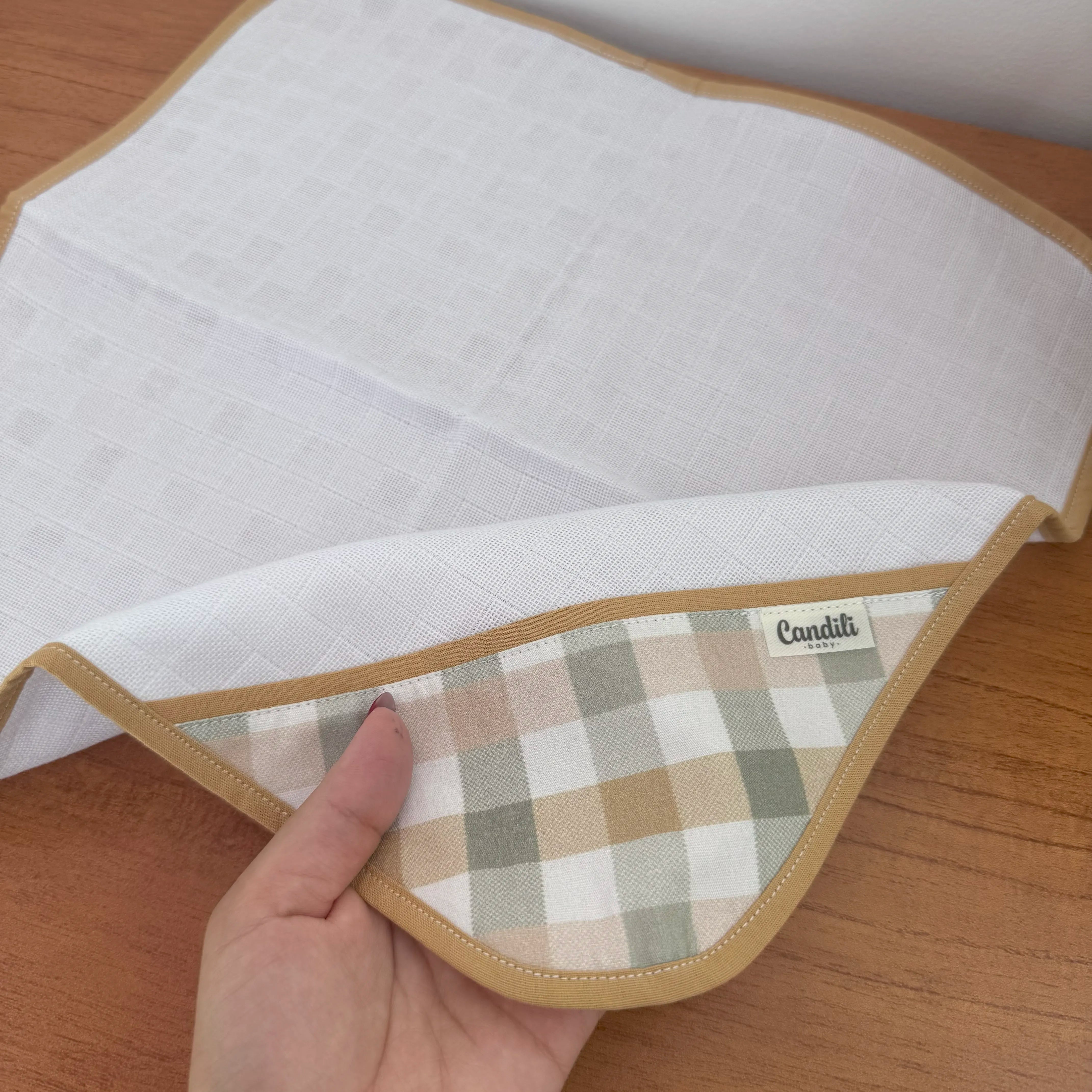 Fralda de Boca Cantinho - Xadrez e Cores