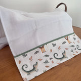 Fralda de Ombro - Leão e Jacaré