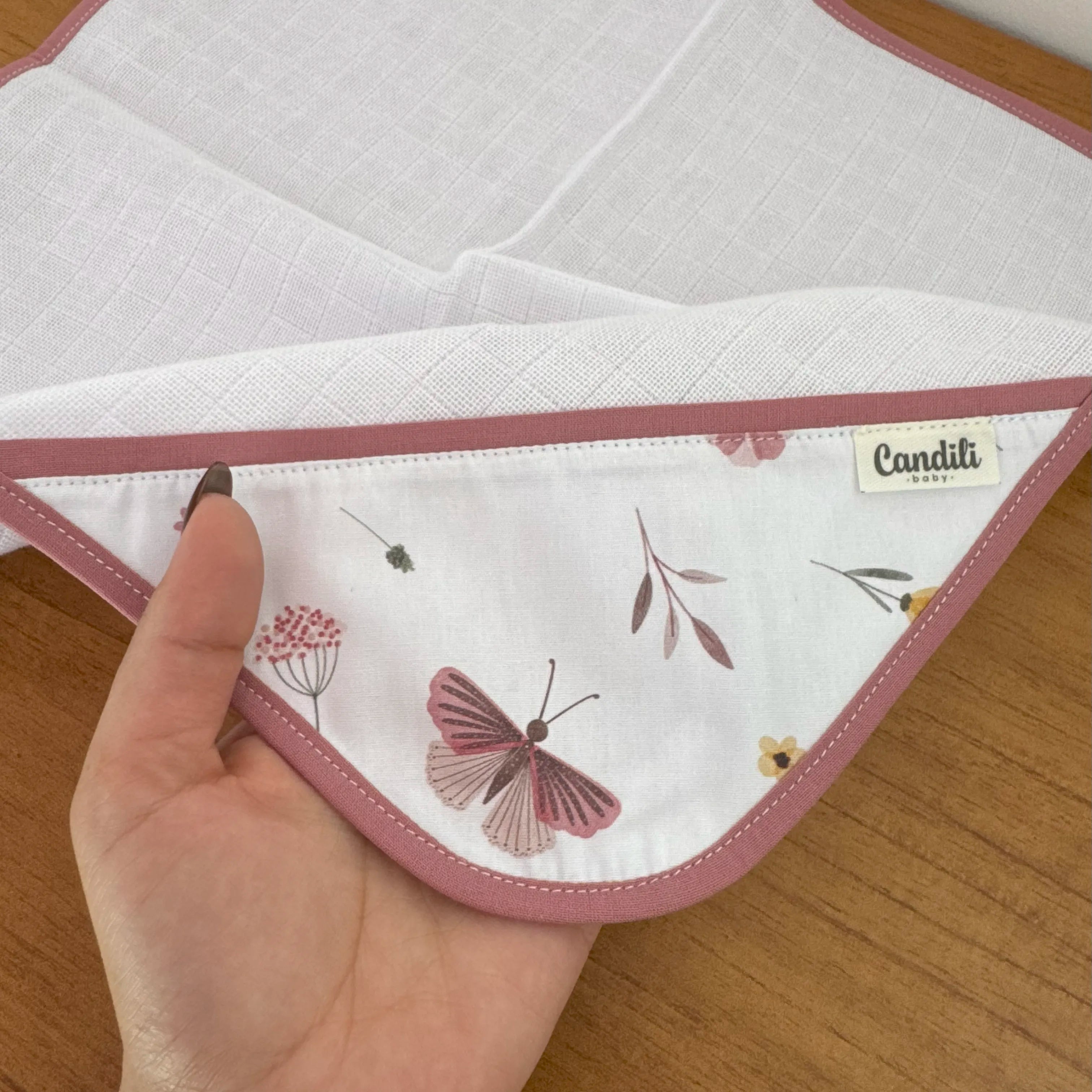 Fralda de Boca Cantinho - Borboletas