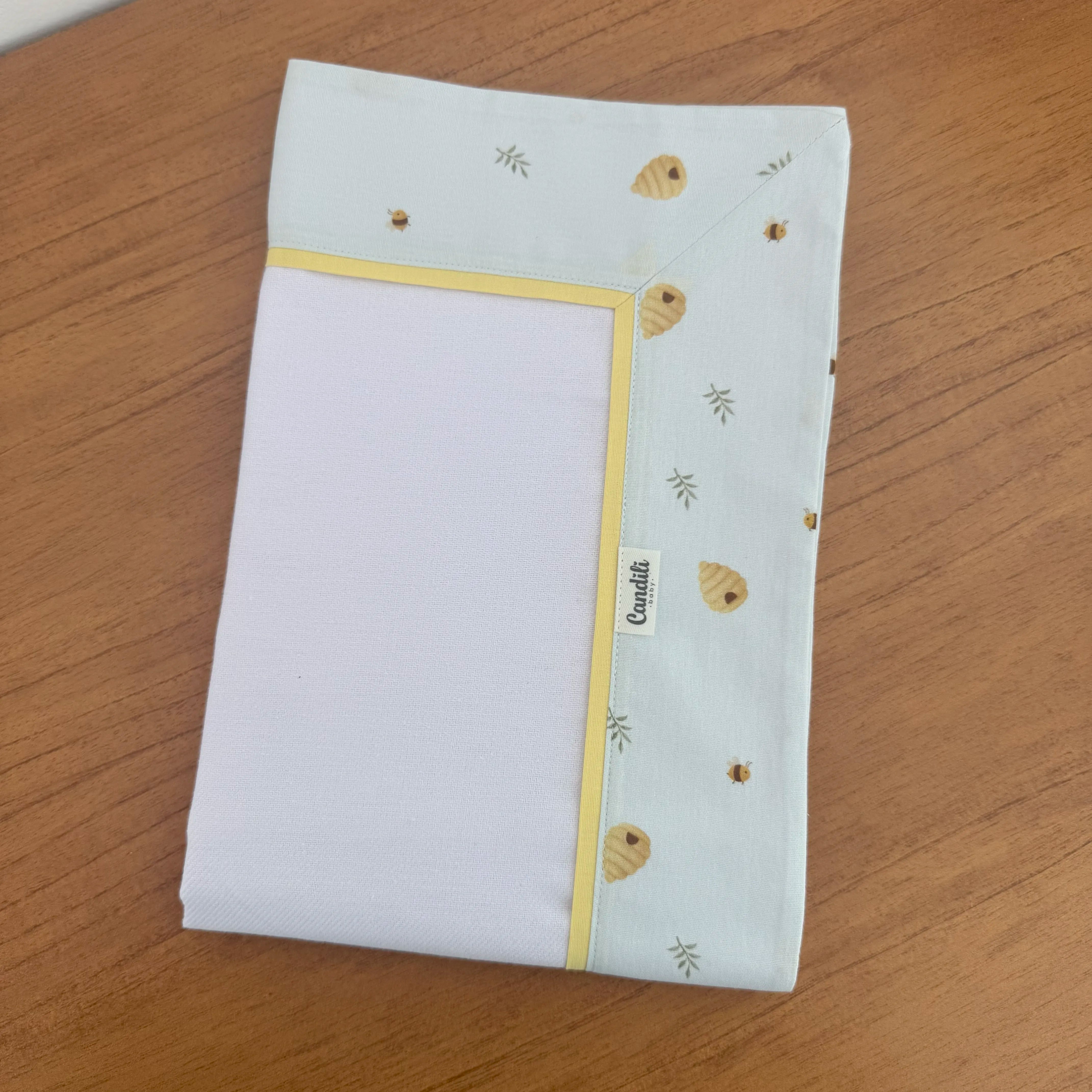 Cueiro Flanelado - Abelhas e Colmeias