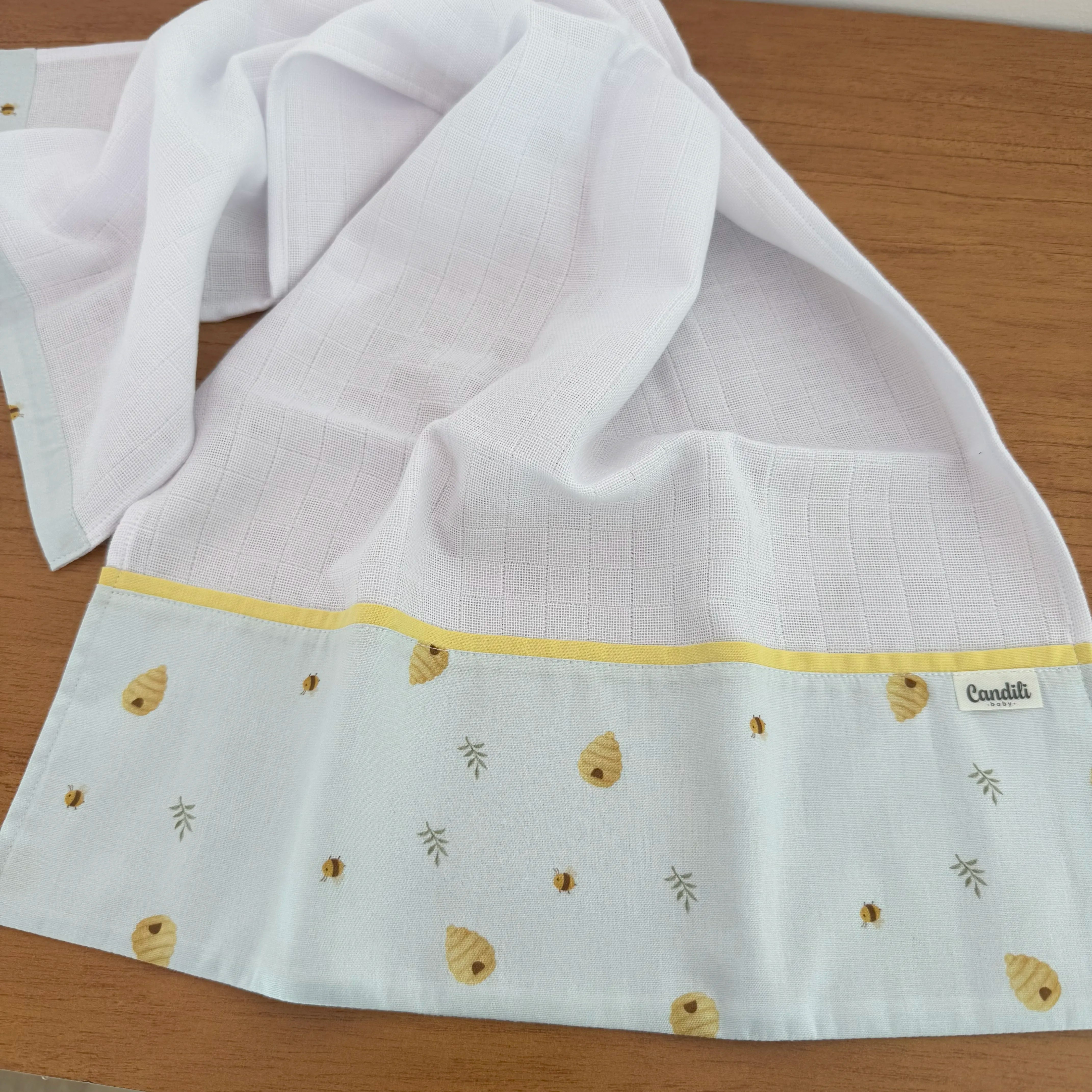 Fralda de Ombro - Abelhas e Colmeias