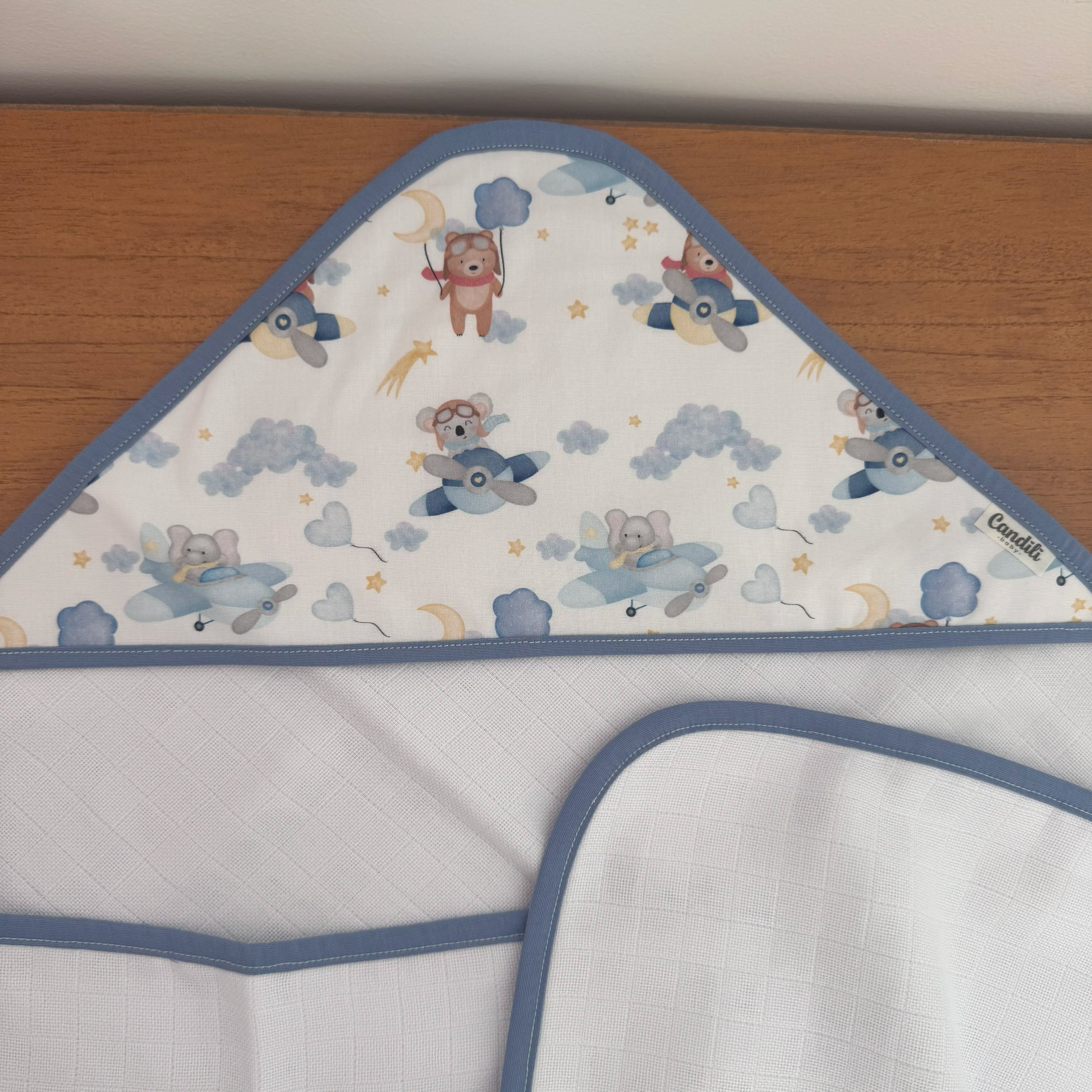 Toalha Fralda de Banho com Capuz Premium - Ursinho Aviador