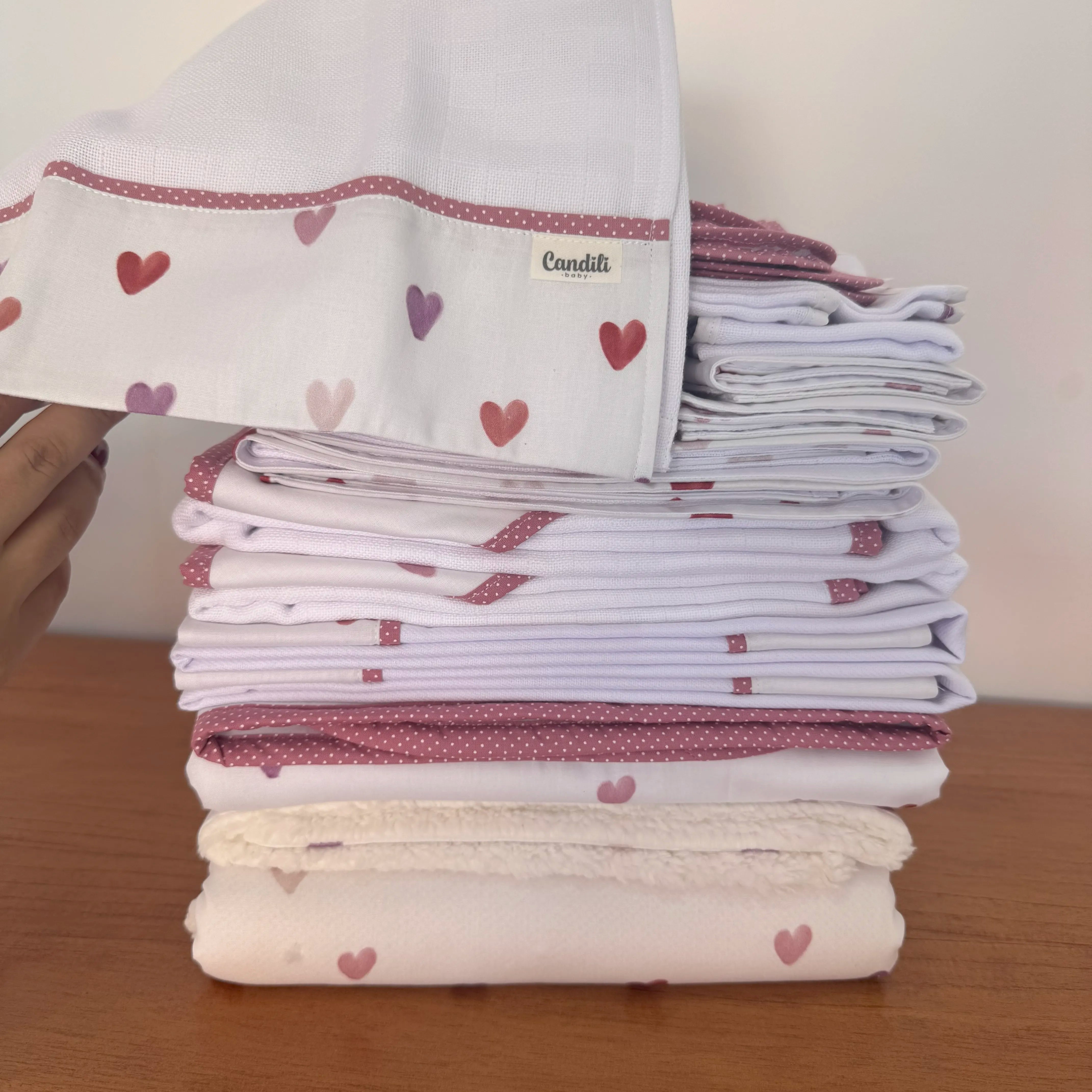 Kit Maternidade 20 peças - Corações