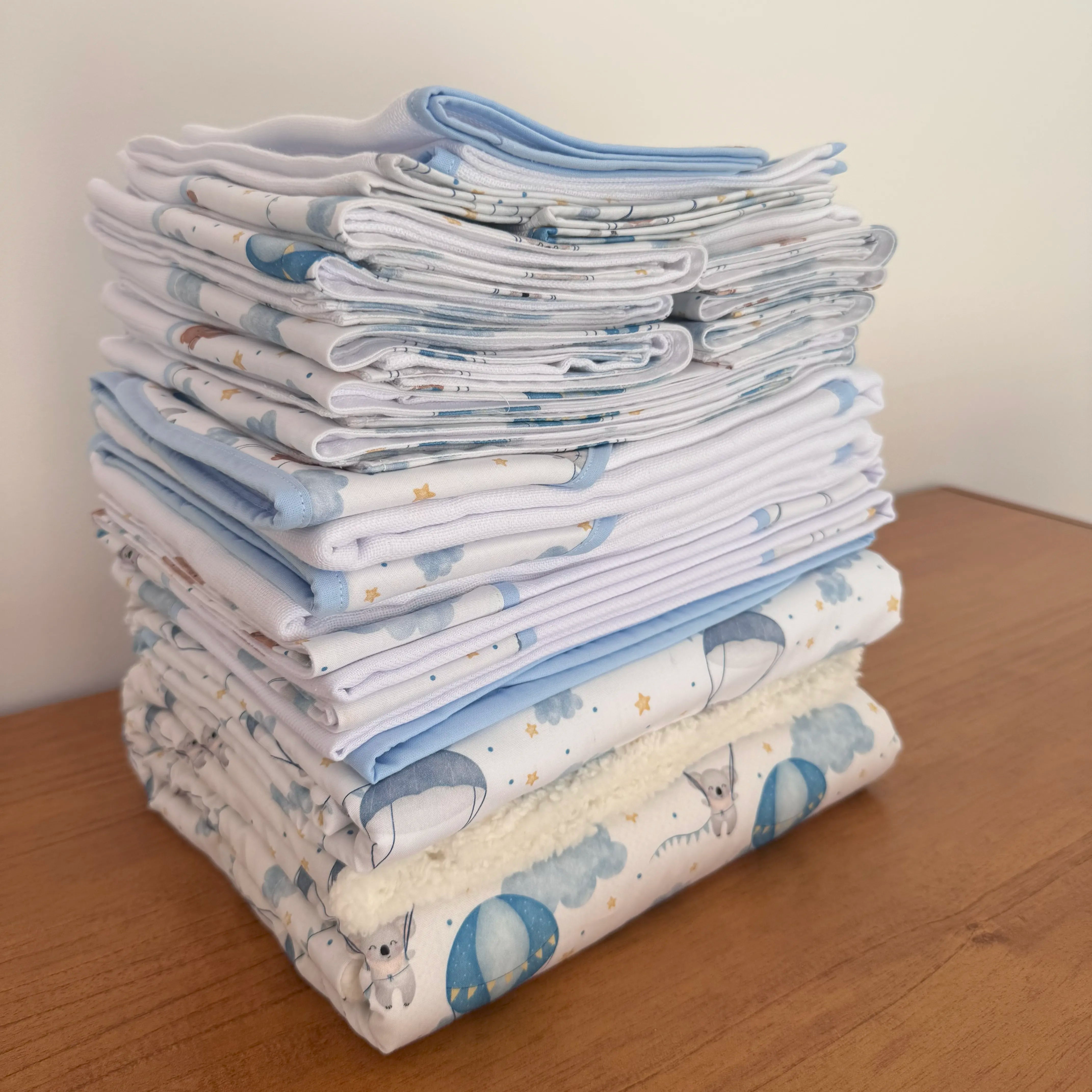 Kit Maternidade 20 peças - Balões e Paraquedas Azul