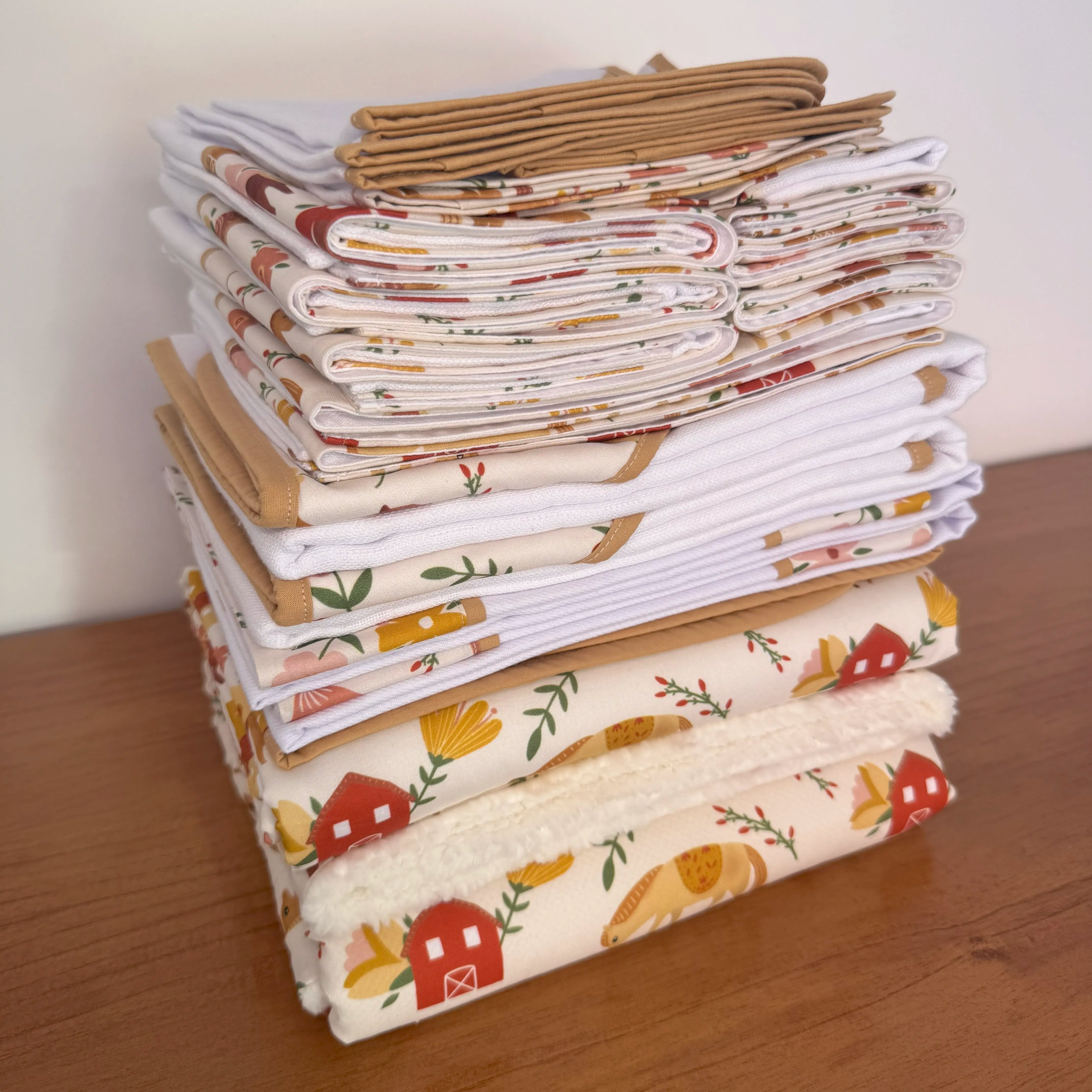 Kit Maternidade 20 peças - Cavalinhos e Flores