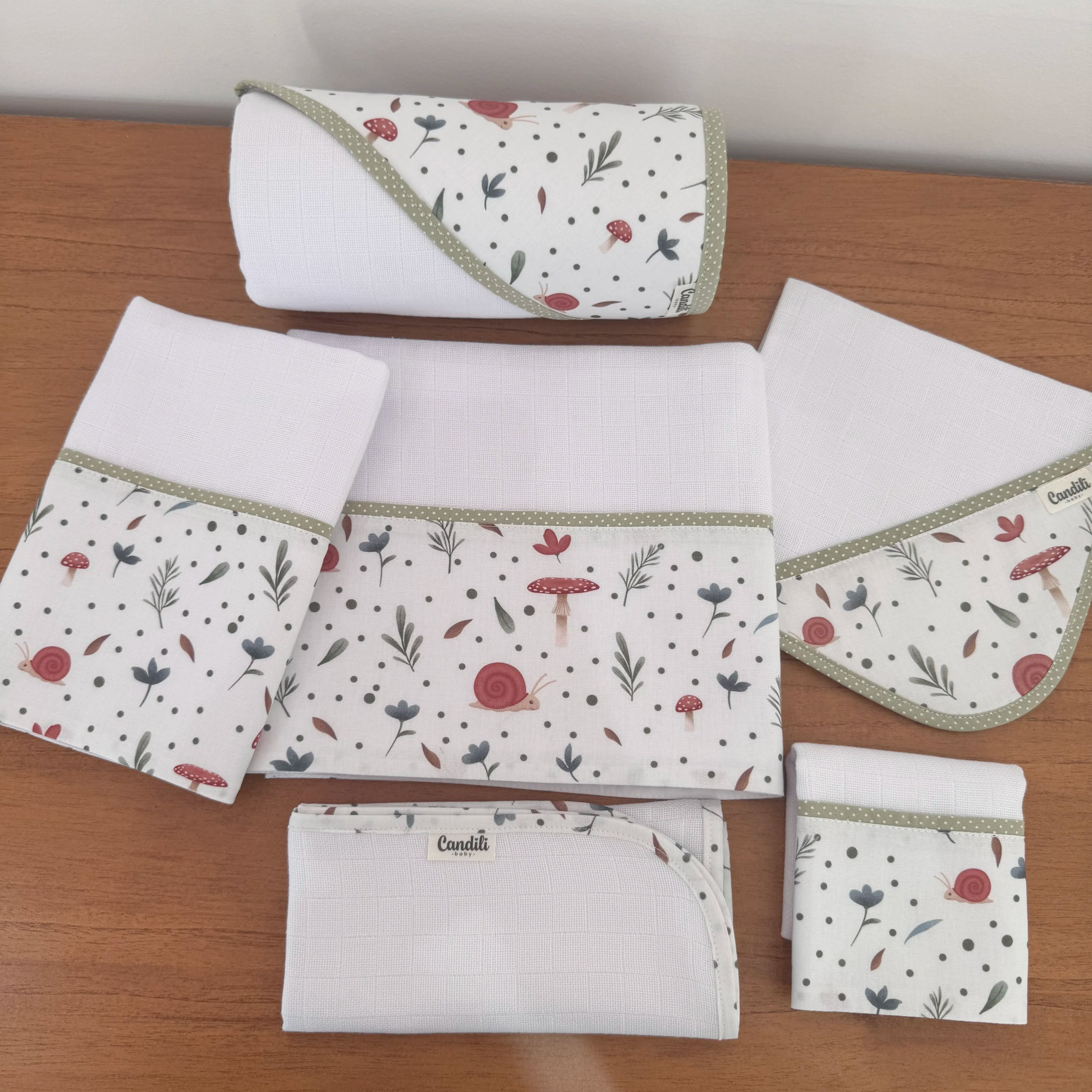 Kit Afeto 6 Peças: Fraldas de Boca, Fralda de Ombro, Fralda Multiuso e Toalha de Banho - Caracol