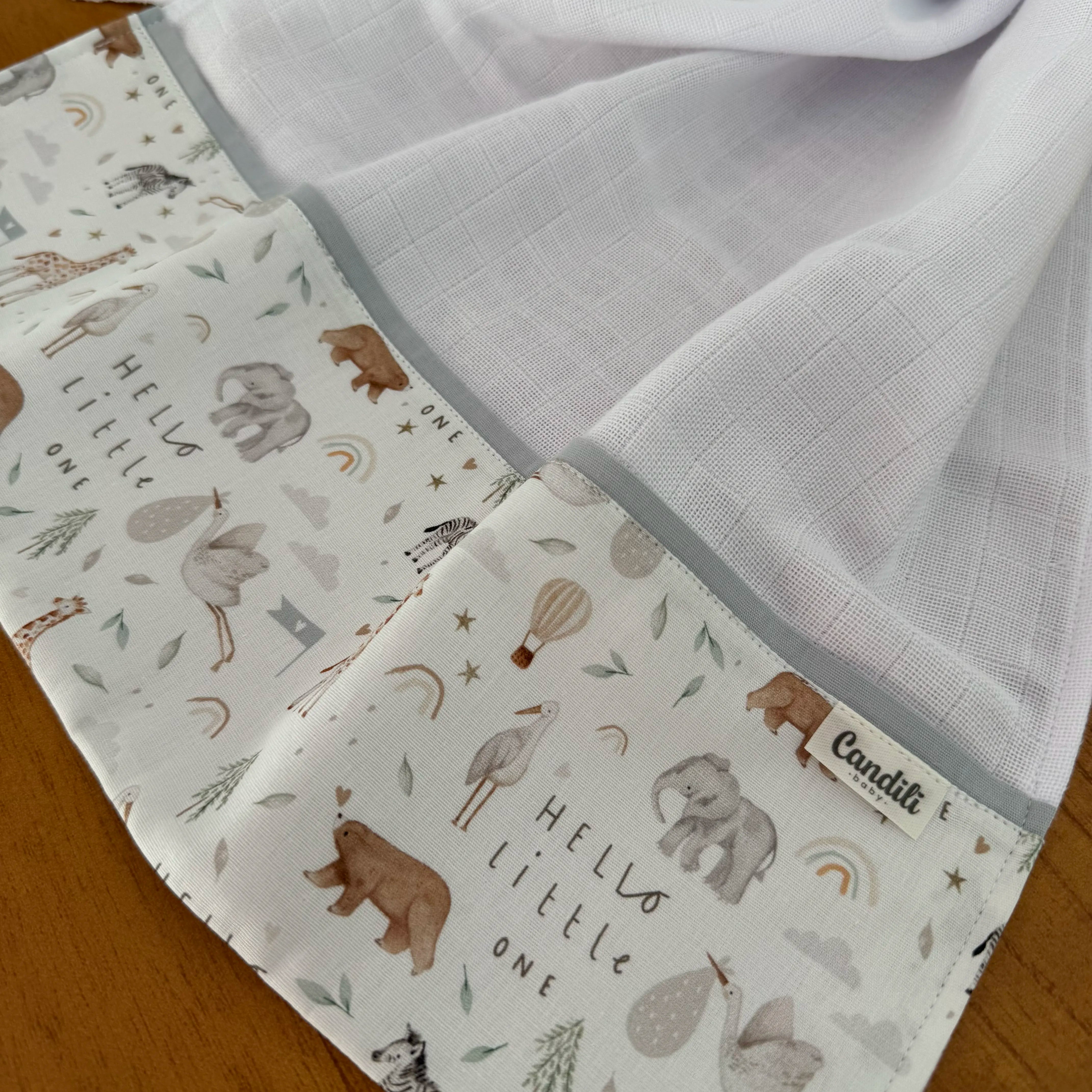 Fralda de Ombro - Safari Baby