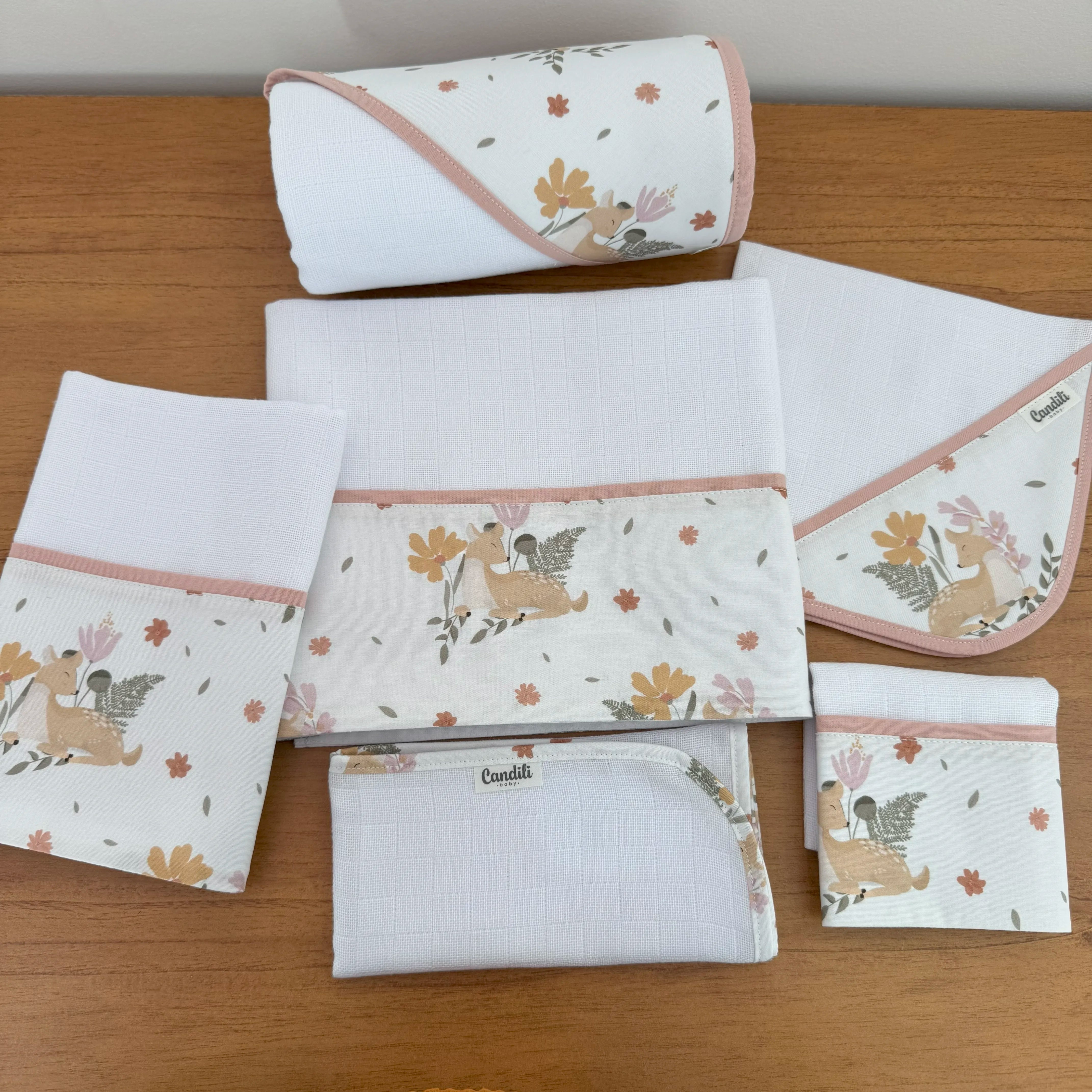 Kit Afeto 6 Peças: Fraldas de Boca, Fralda de Ombro, Fralda Multiuso e Toalha de Banho - Bosque encantado