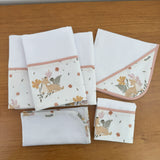 Kit Essencial 5 Peças: Fraldas de Boca, Fralda de Ombro e Fralda Multiuso - Bosque encantado