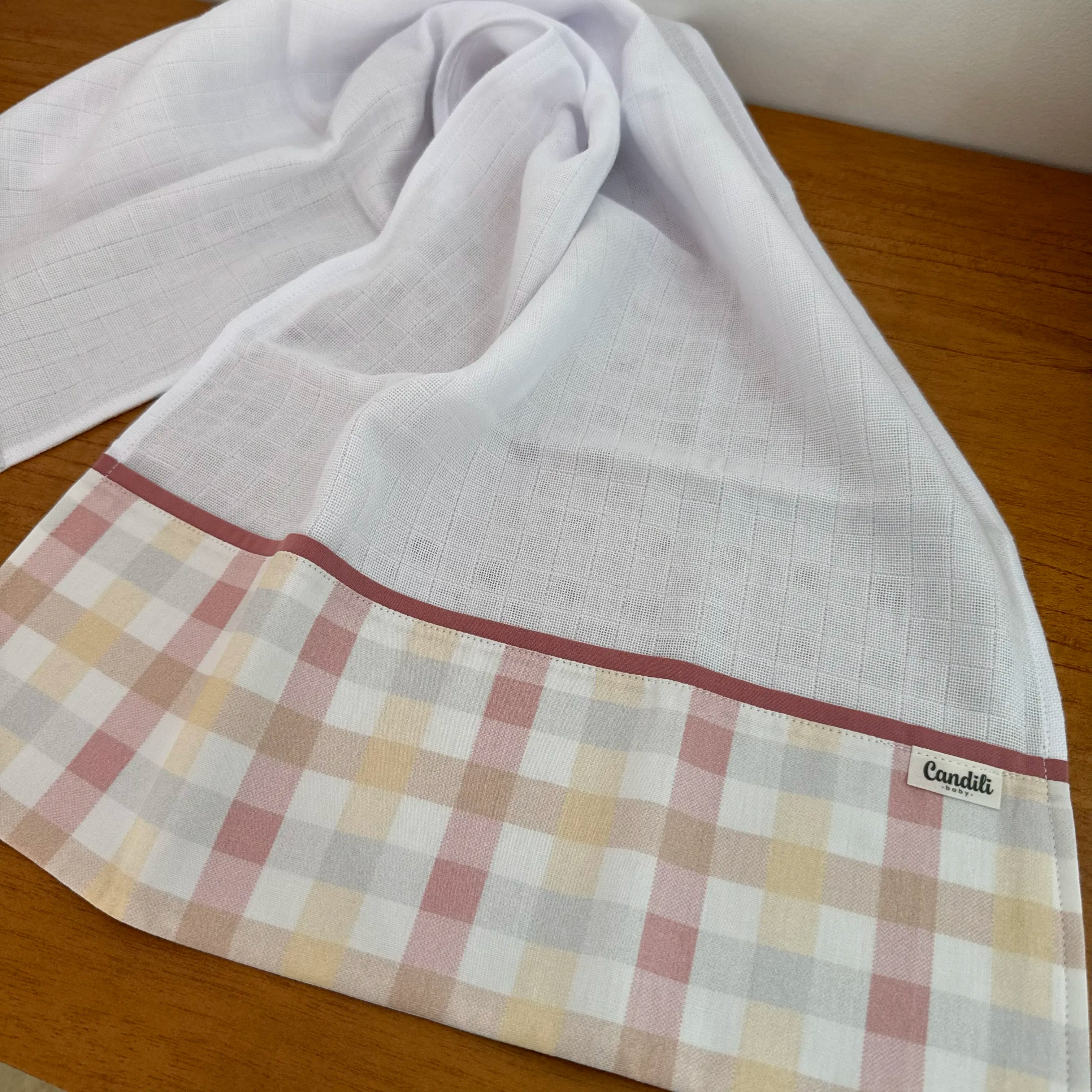 Fralda de Ombro - Xadrez Rosê Old