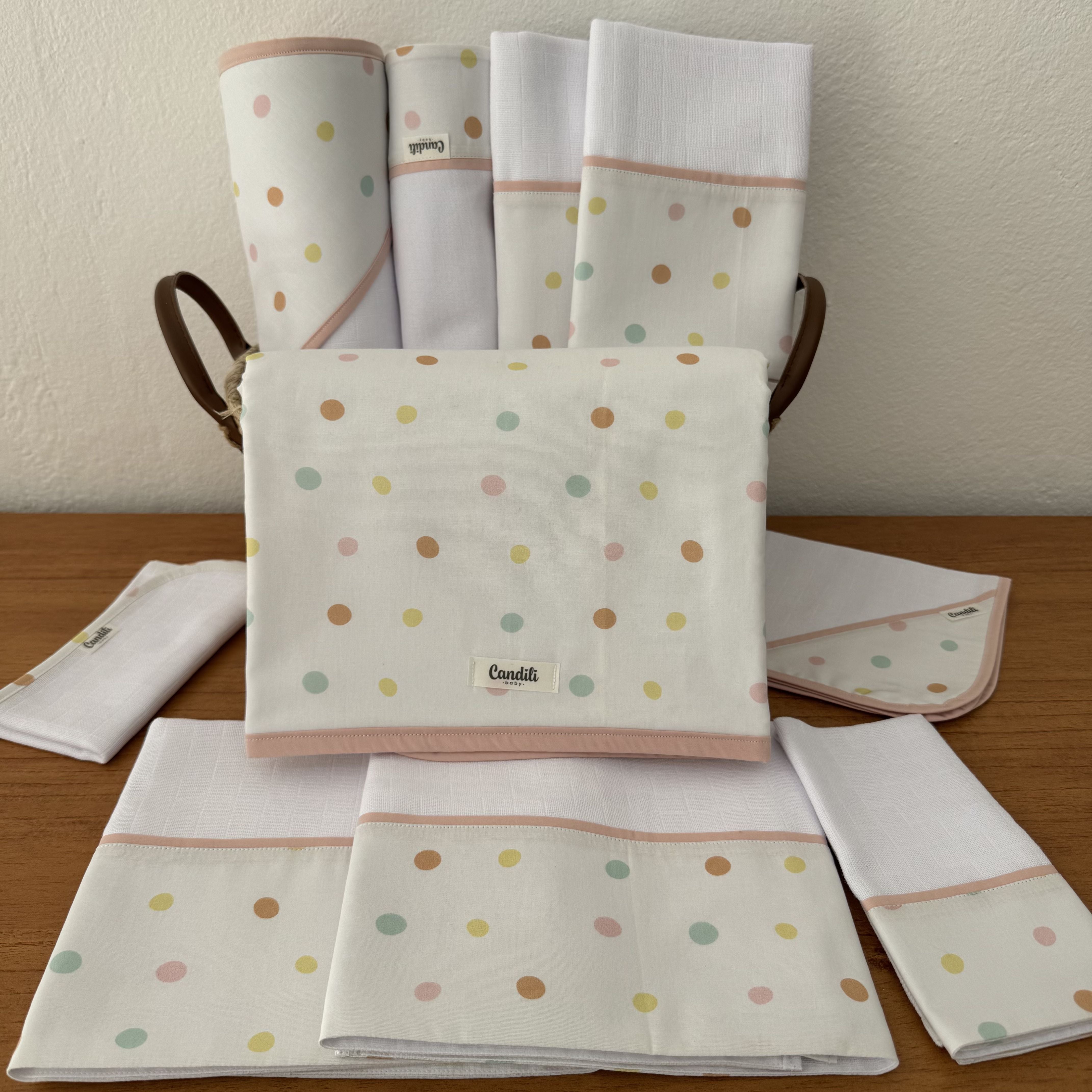 Kit Ternura 10 peças - Bolinhas Rosas