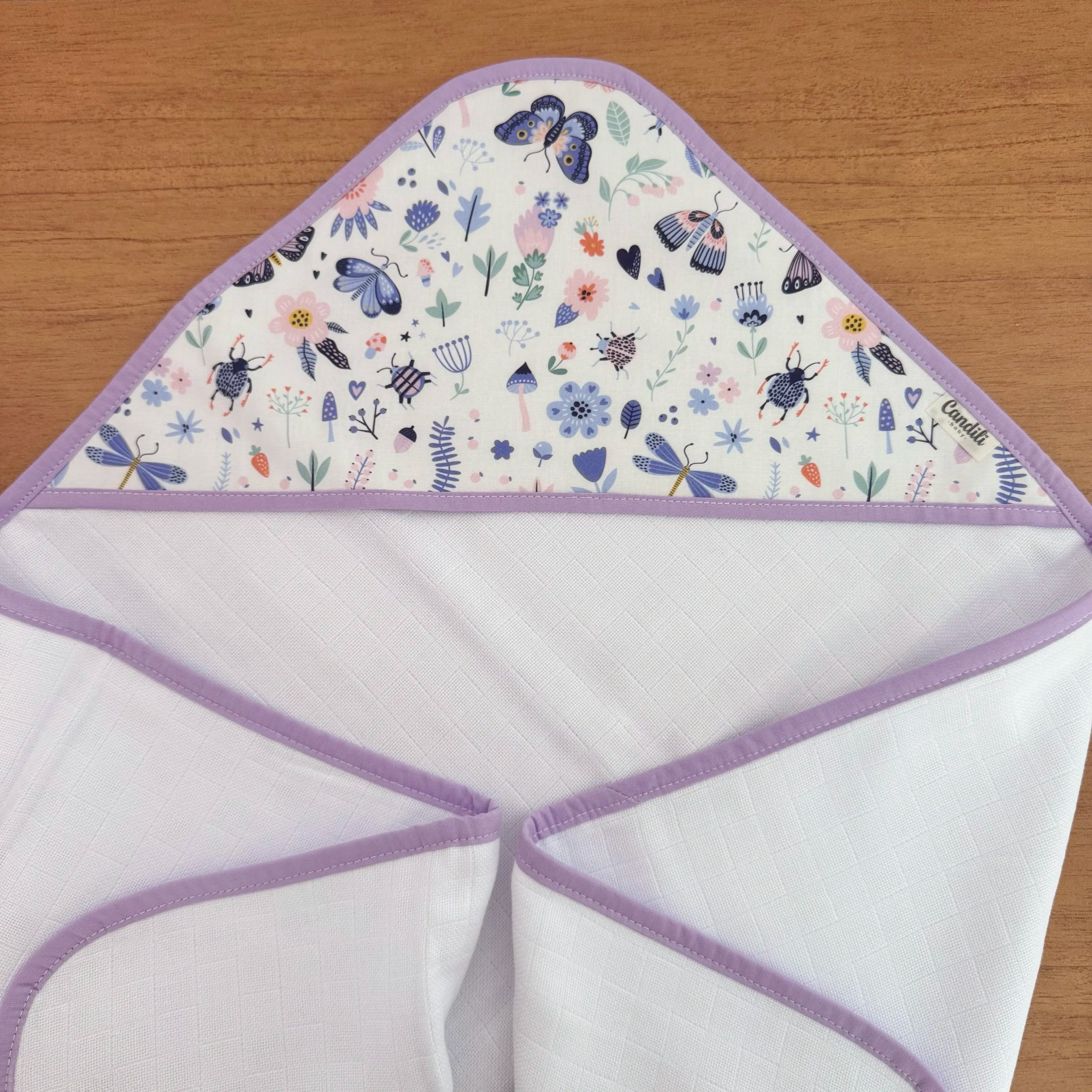 Toalha Fralda de Banho com Capuz Premium - Borboletas e Libélulas