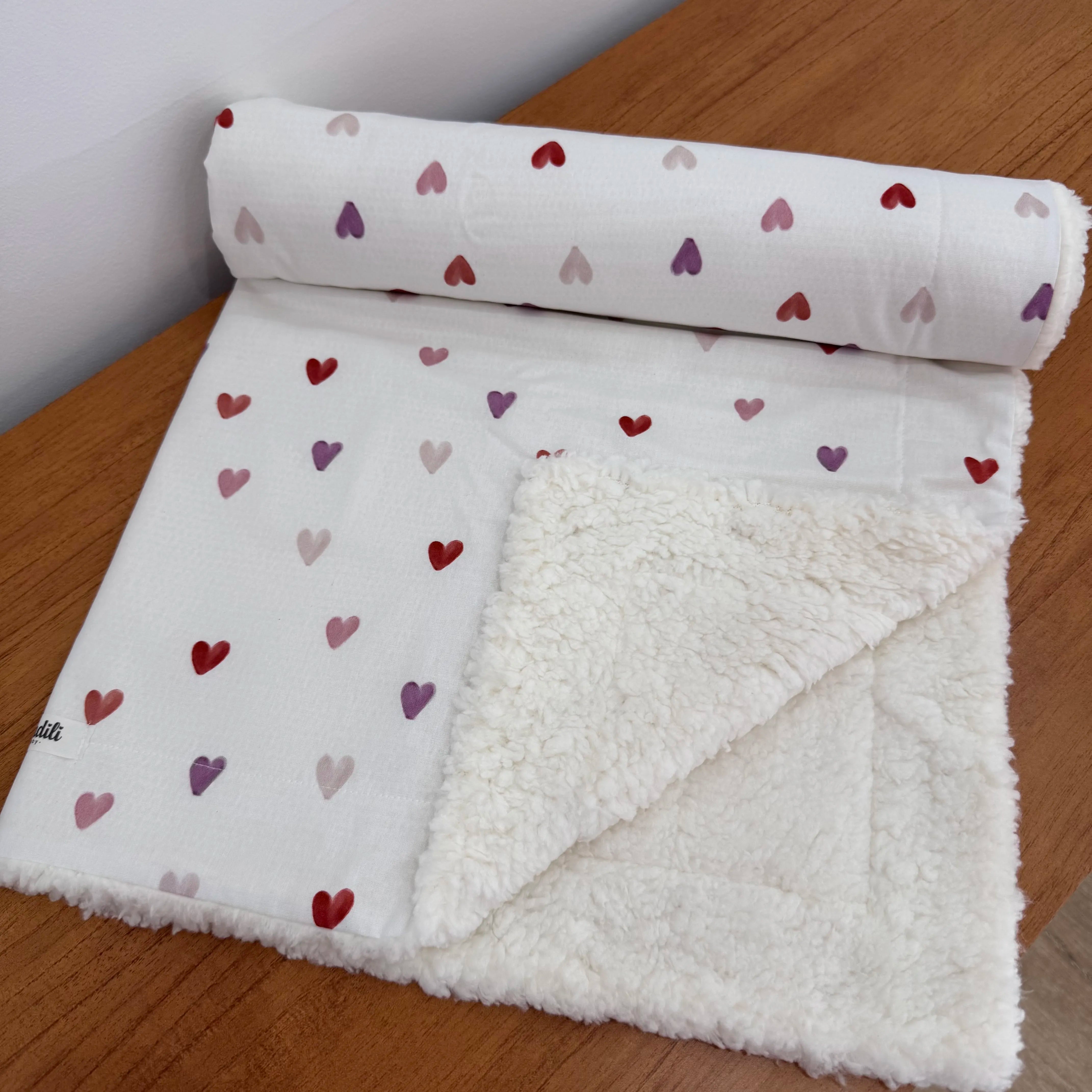 Cobertor Carneirinho - Corações