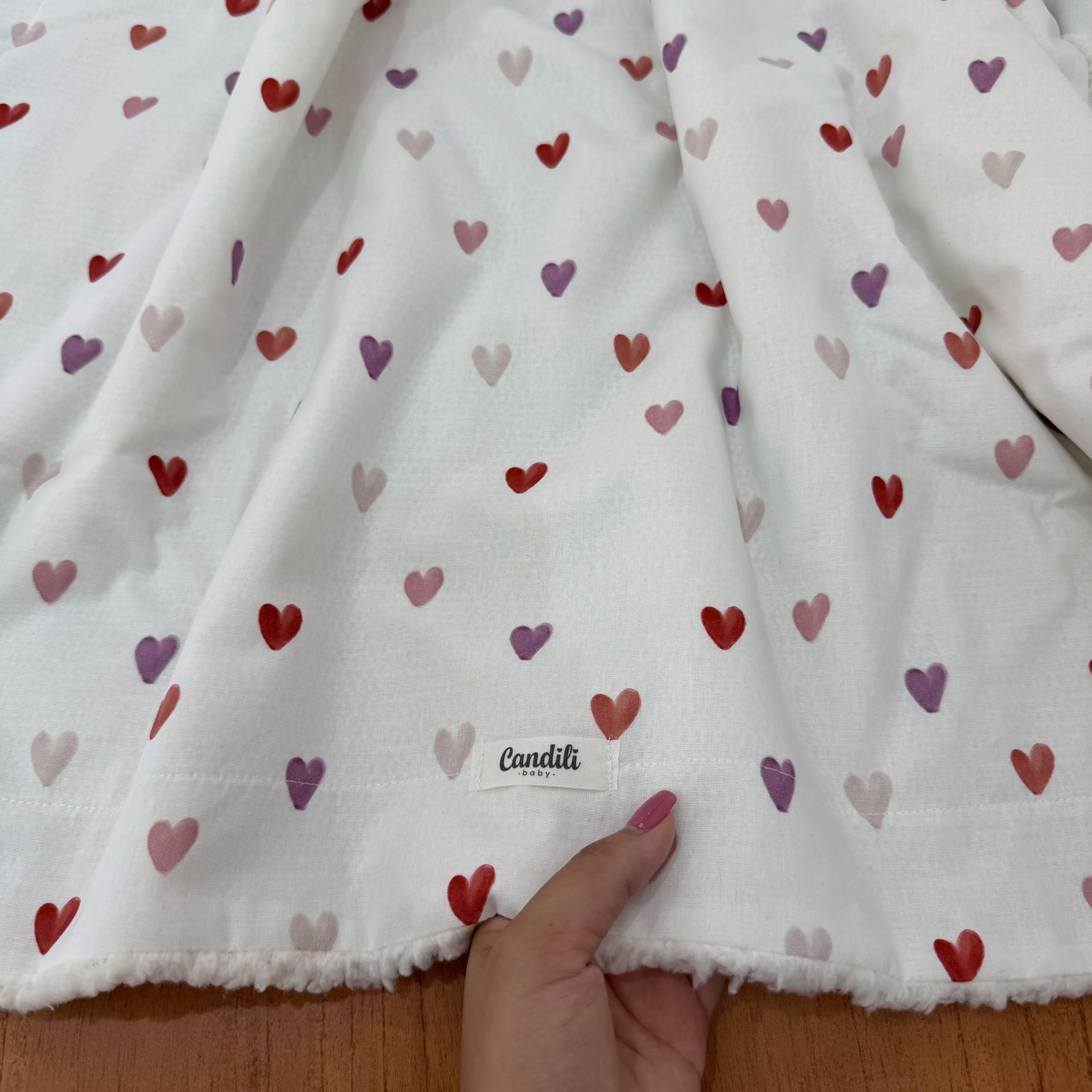 Cobertor Carneirinho - Corações