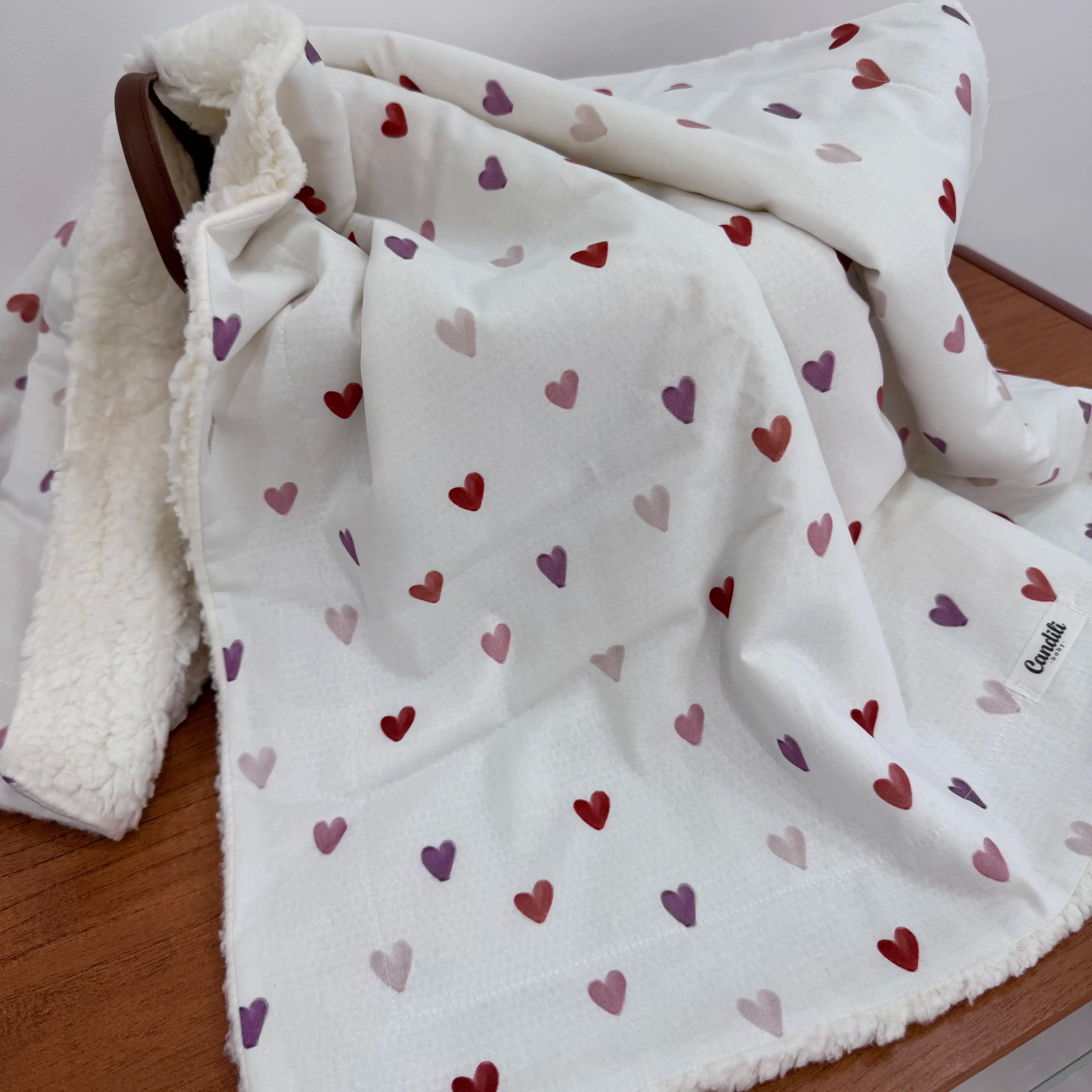 Cobertor Carneirinho - Corações