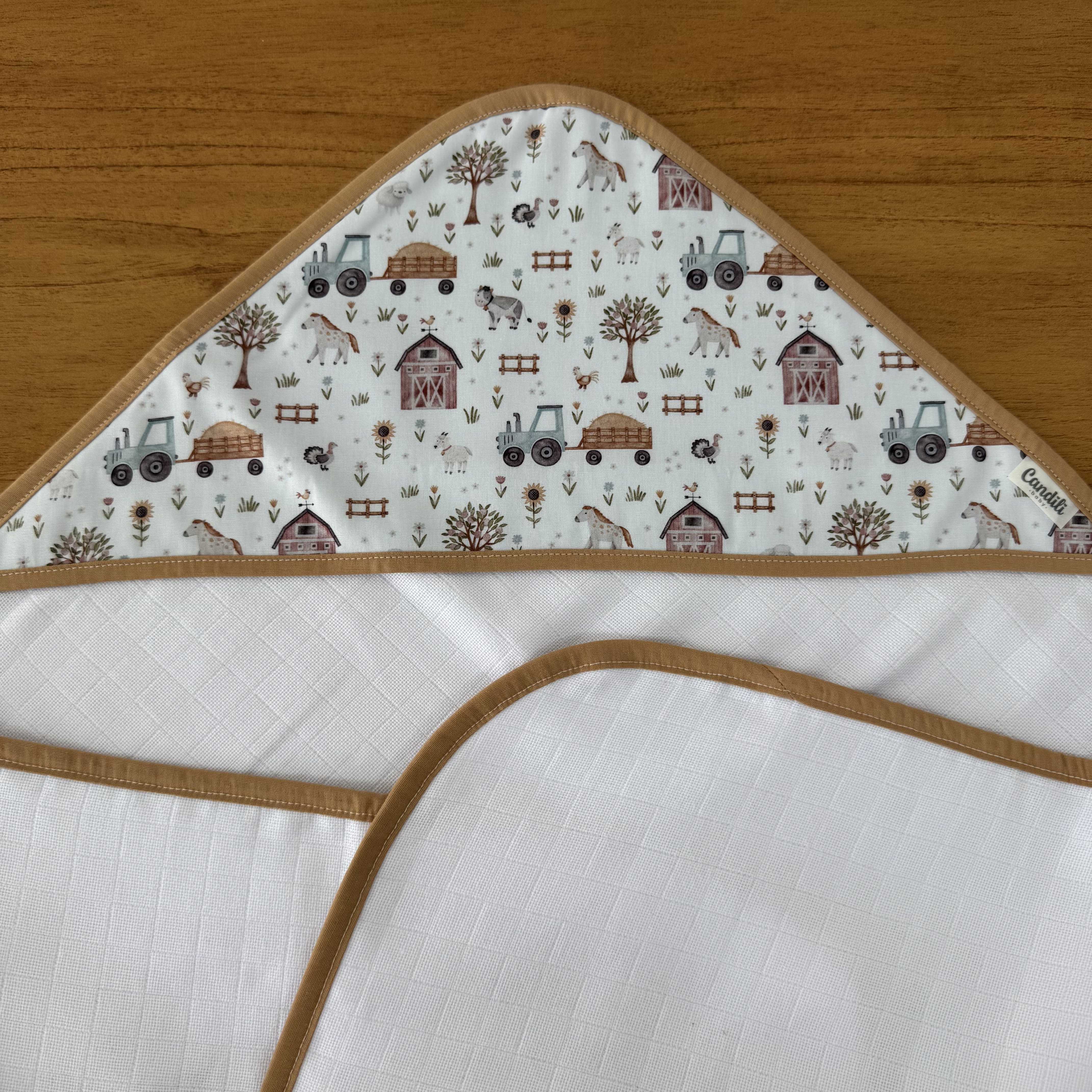 Toalha Fralda com Capuz Premium Fazendinha