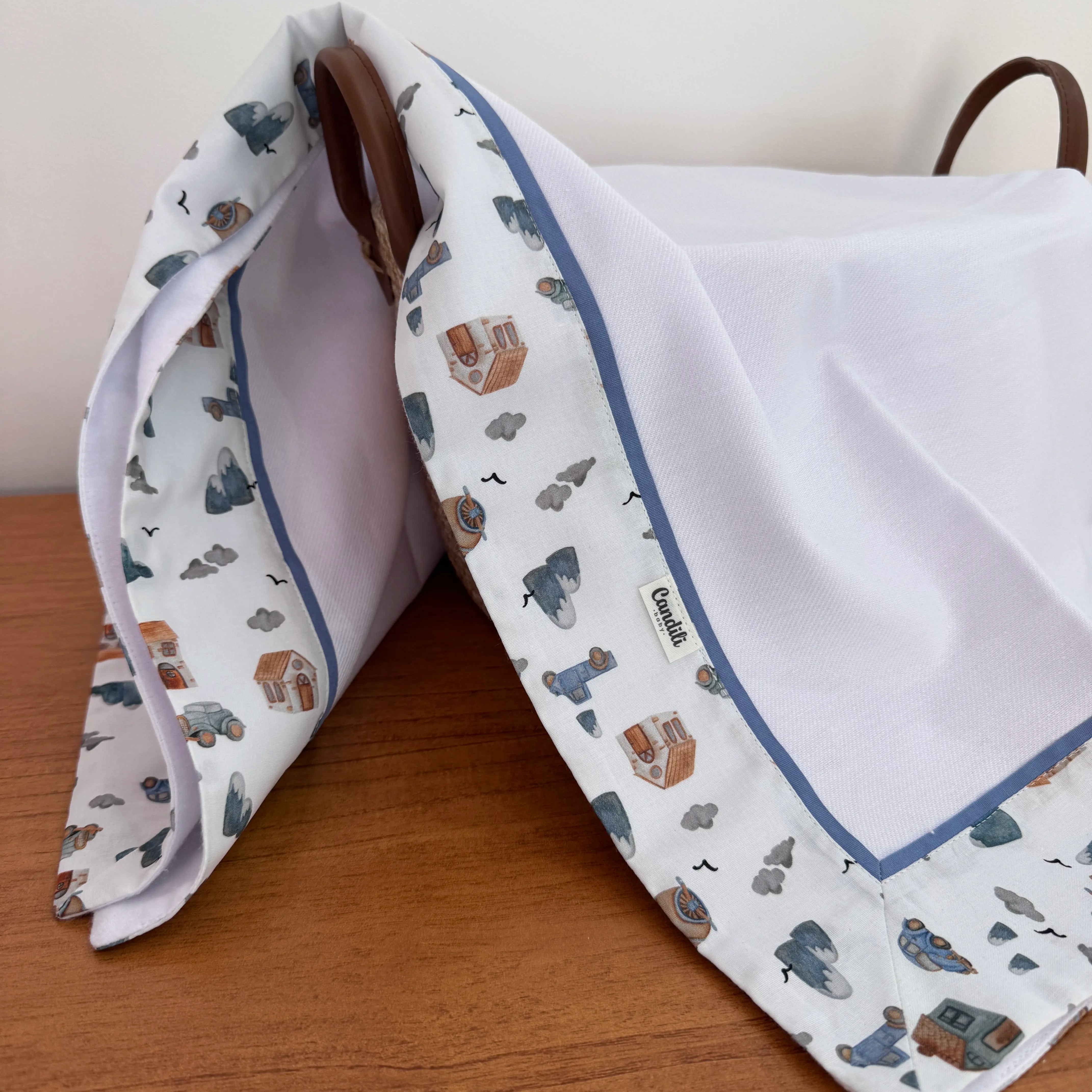 Cueiro Flanelado - Carros e Montanhas