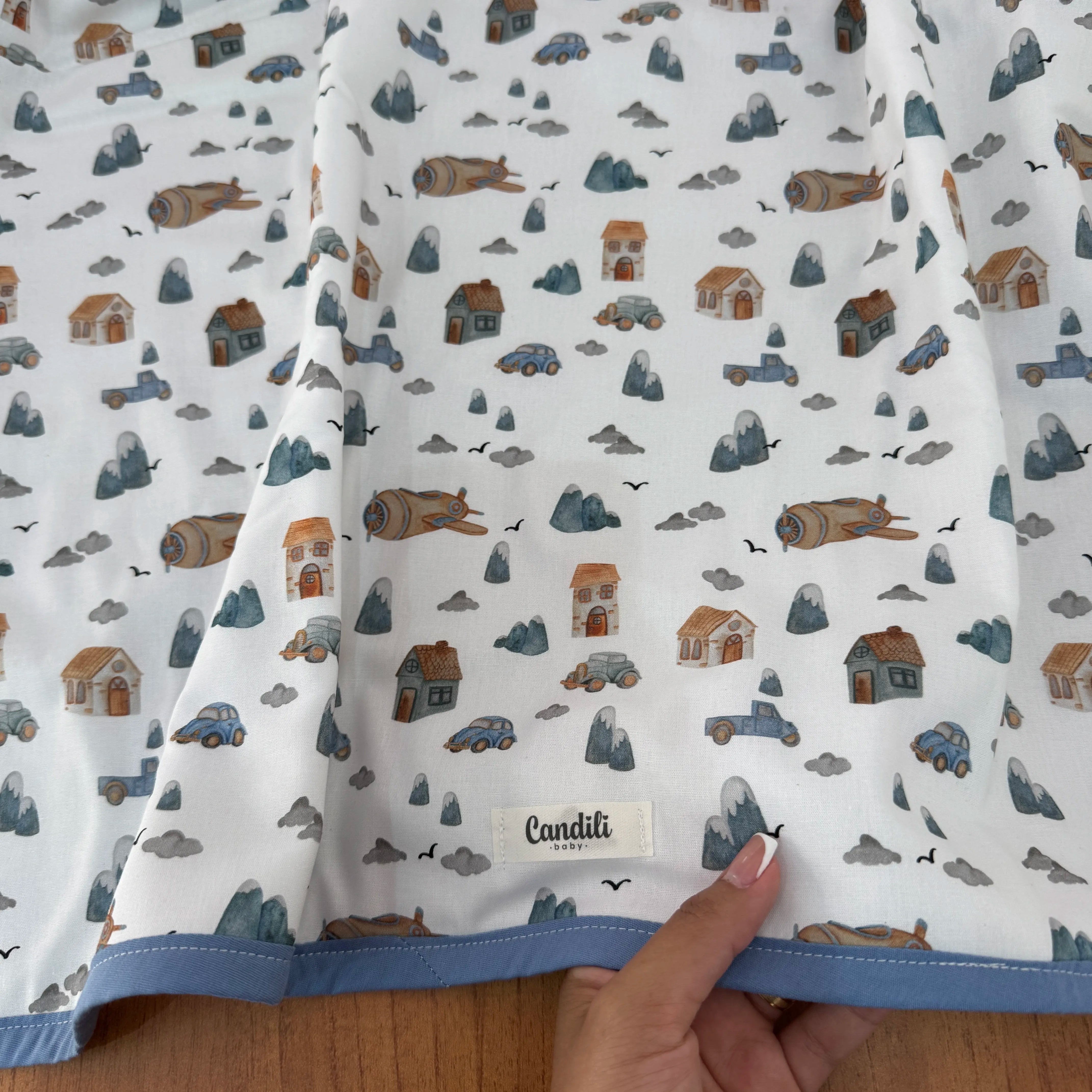 Manta Dupla Face - Carros e Montanhas