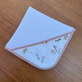 Kit Encanto 4 Peças: Fraldas de Boca e Fralda de Ombro - Primavera