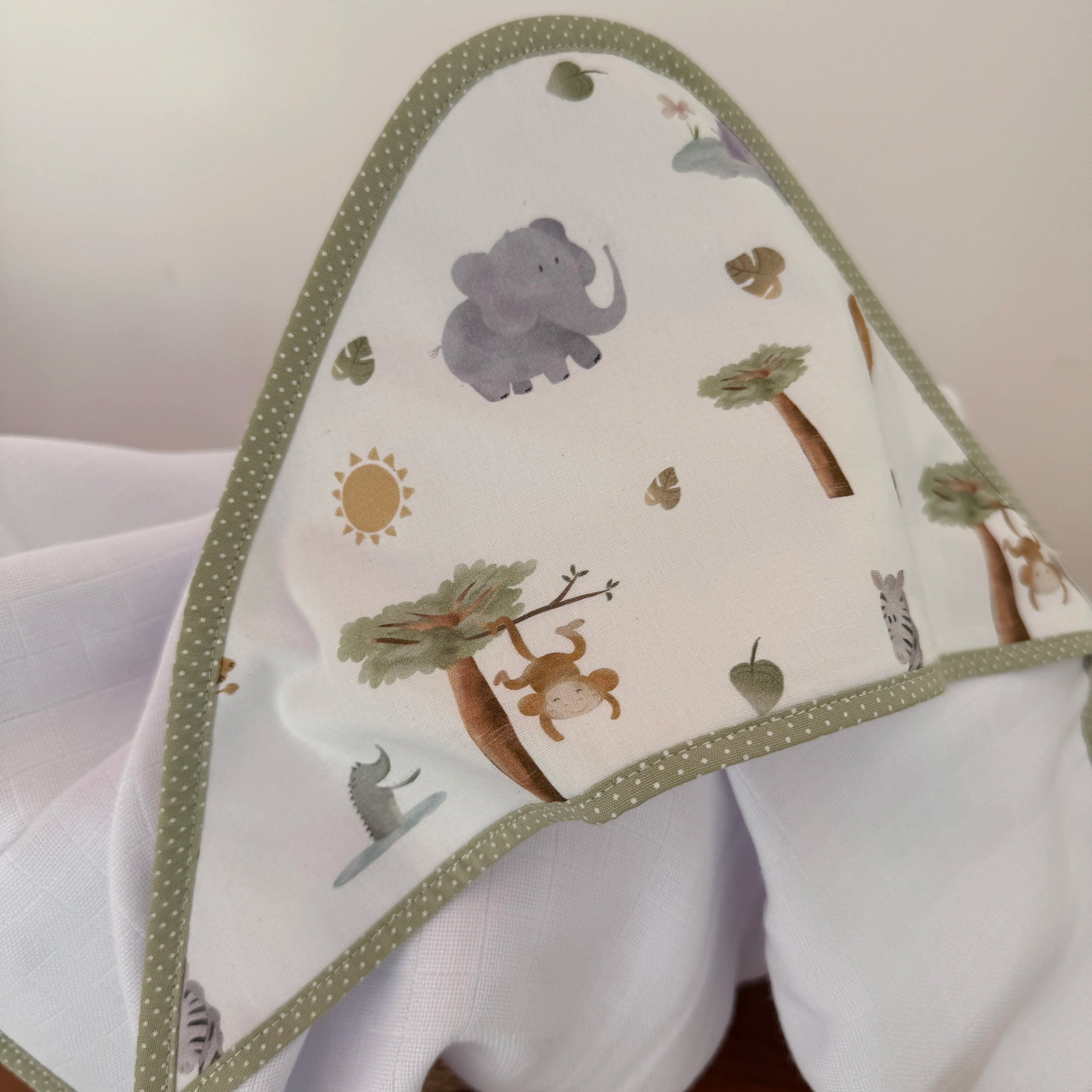 Toalha Fralda de Banho com Capuz Premium - Safari Banho de Sol