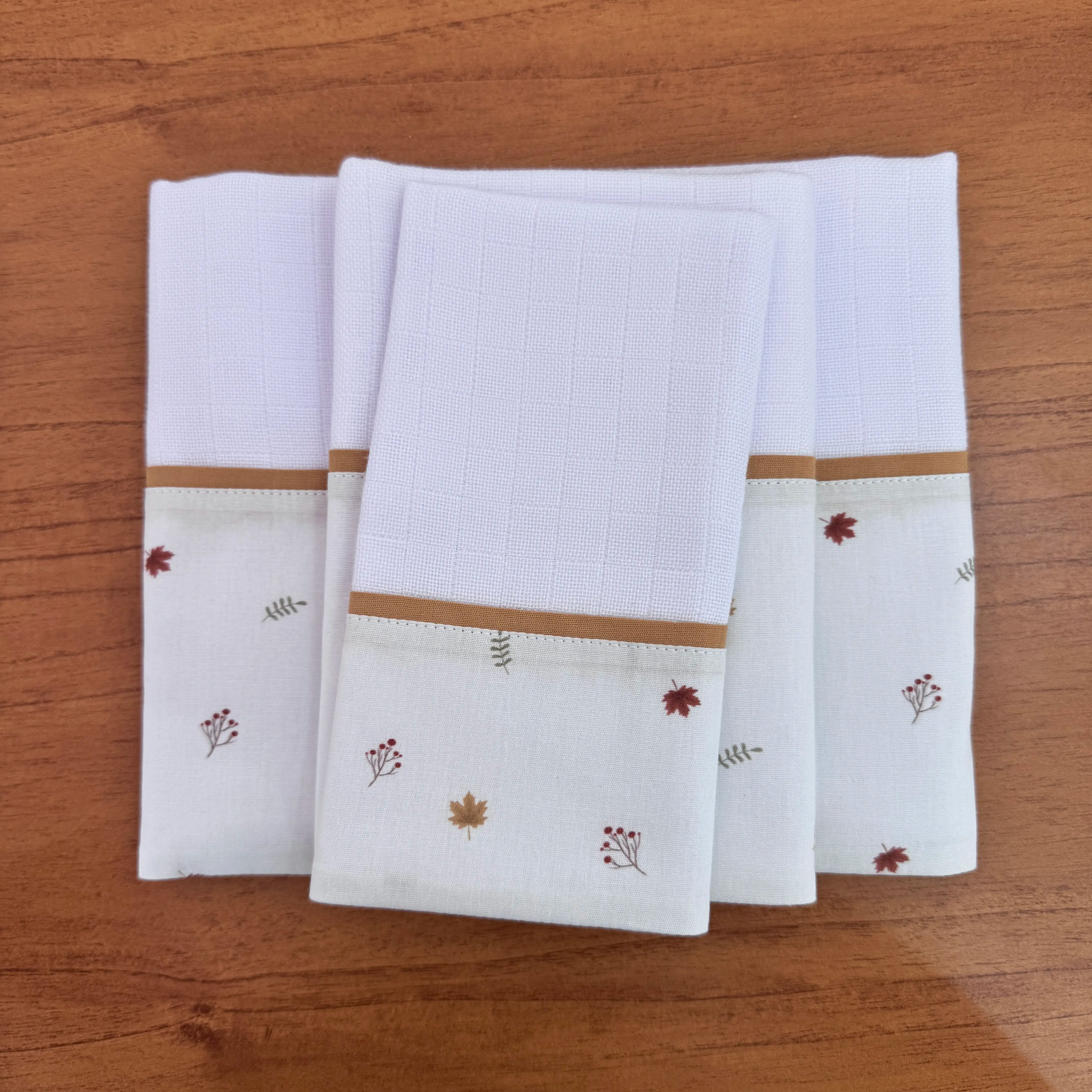 Kit Passeio 3 Peças: Fralda de Boca, Fralda de Ombro e Fralda Multiuso - Folhas de Outono