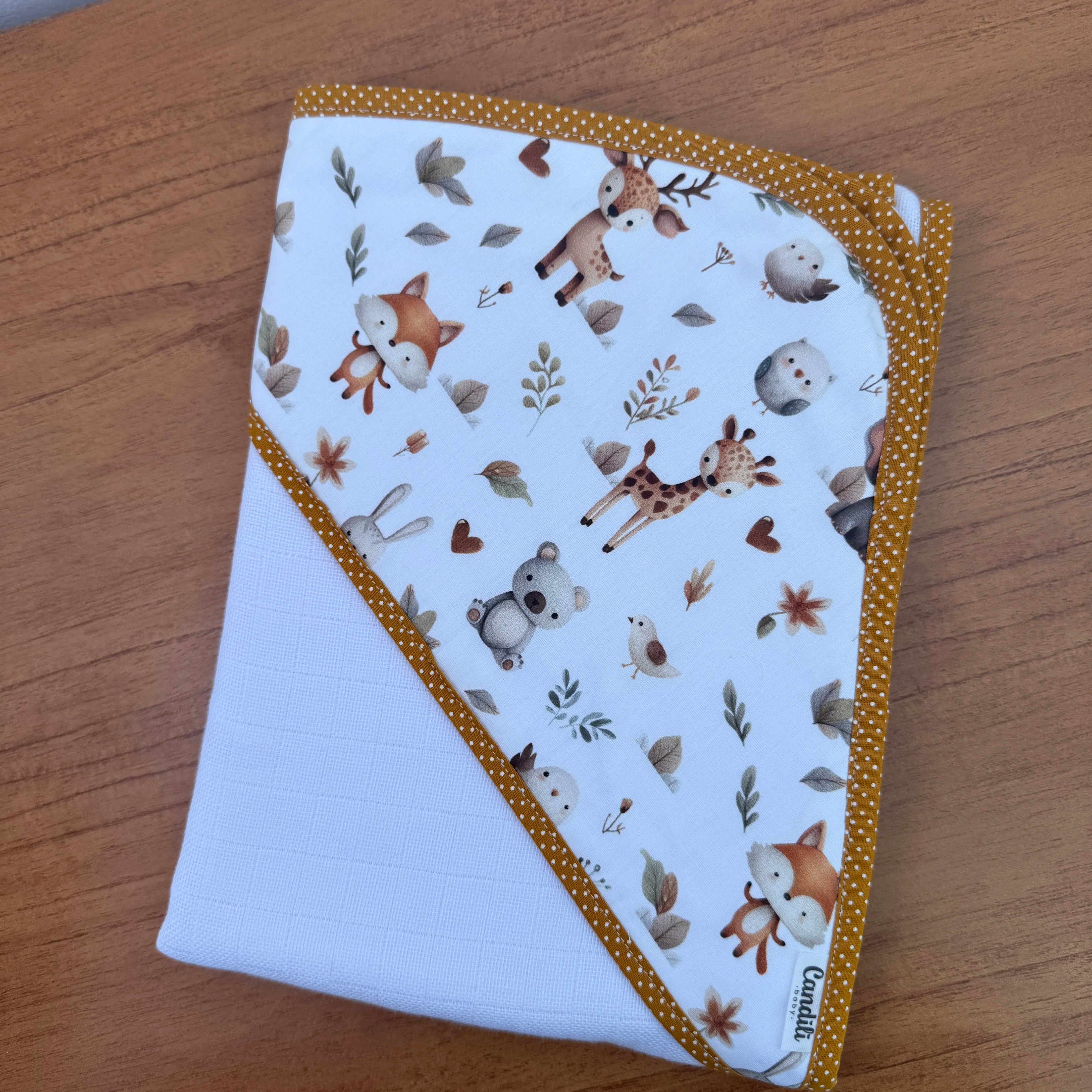 Kit Afeto 6 Peças: Fraldas de Boca, Fralda de Ombro, Fralda Multiuso e Toalha de Banho - Bichinhos na Floresta