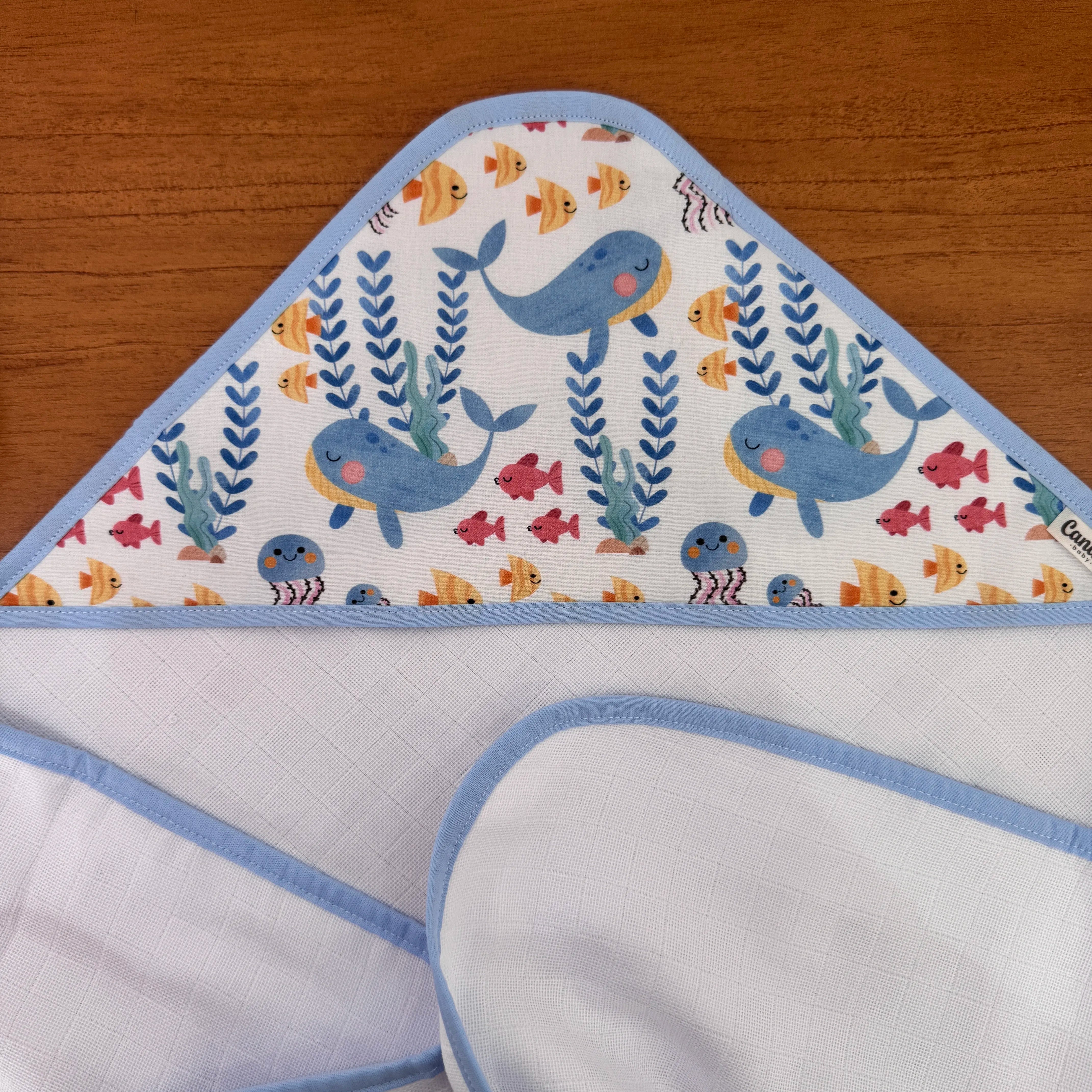 Toalha Fralda de Banho com Capuz Premium - Fundo do Mar