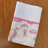 Kit Passeio 3 Peças: Fralda de Boca, Fralda de Ombro e Fralda Multiuso -Balões e Paraquedas Rosa