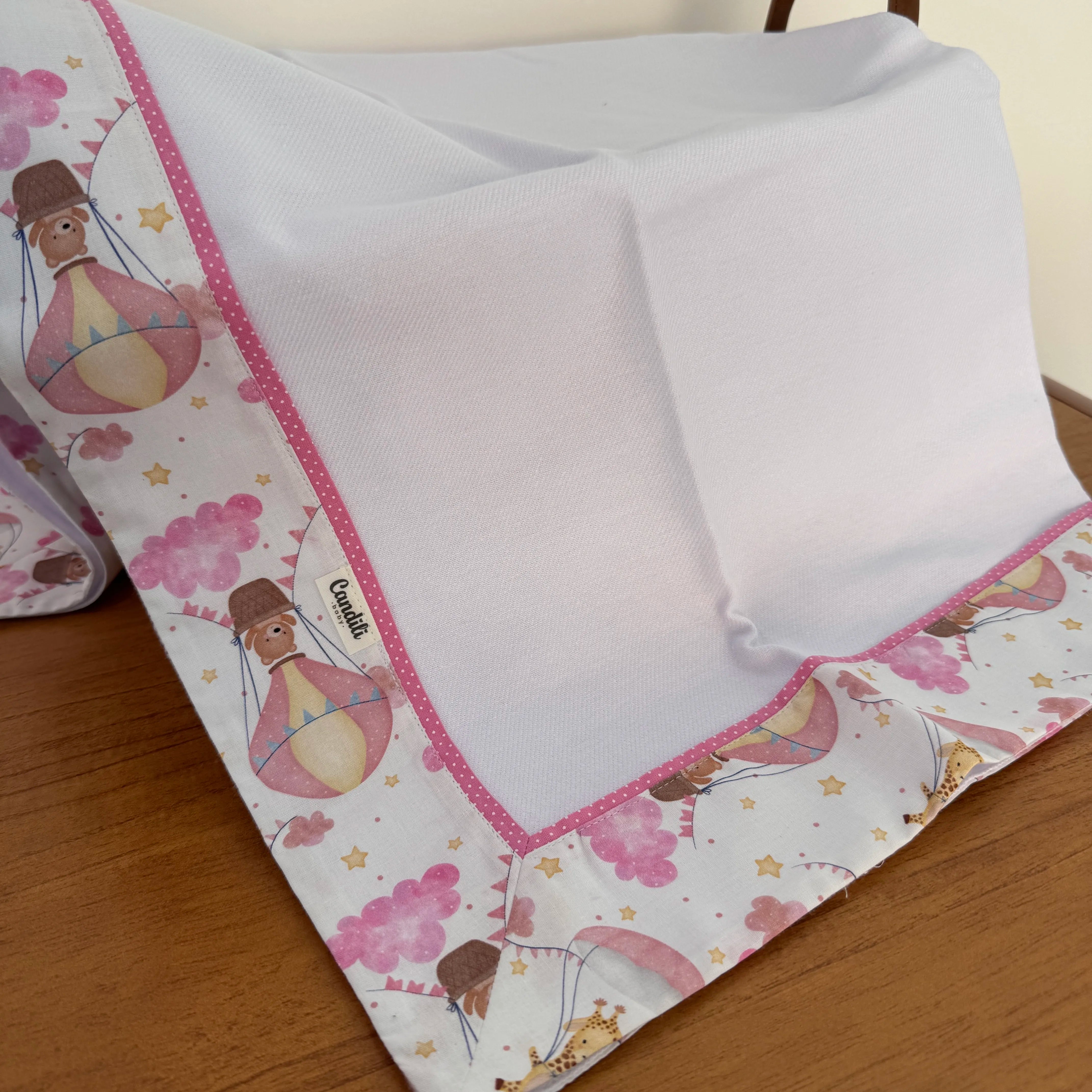 Cueiro Flanelado - Balões e Paraquedas Rosa