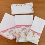 Kit Encanto 4 Peças: Fraldas de Boca e Fralda de Ombro-Balões e Paraquedas Rosa